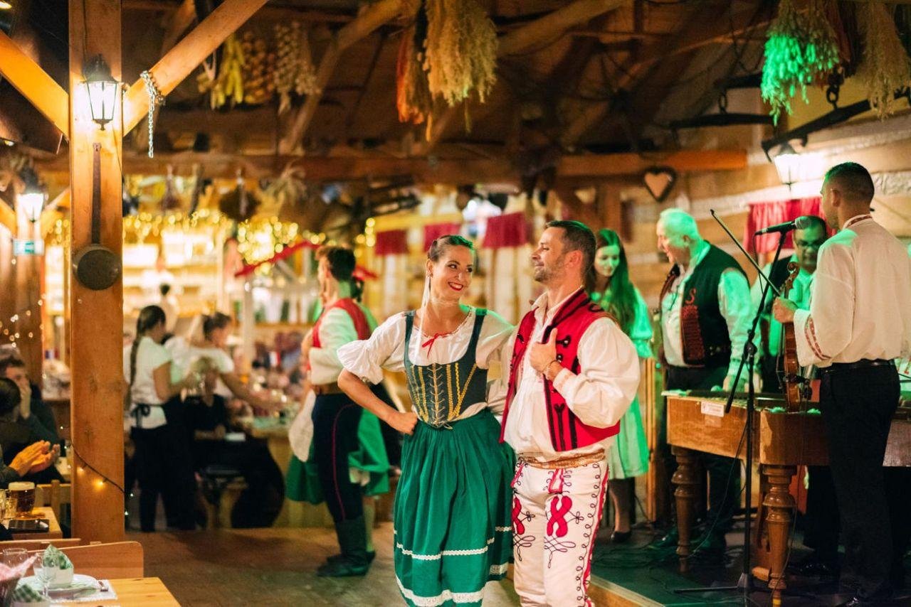 Folkloric Dinner Show with Unlimited Drinks