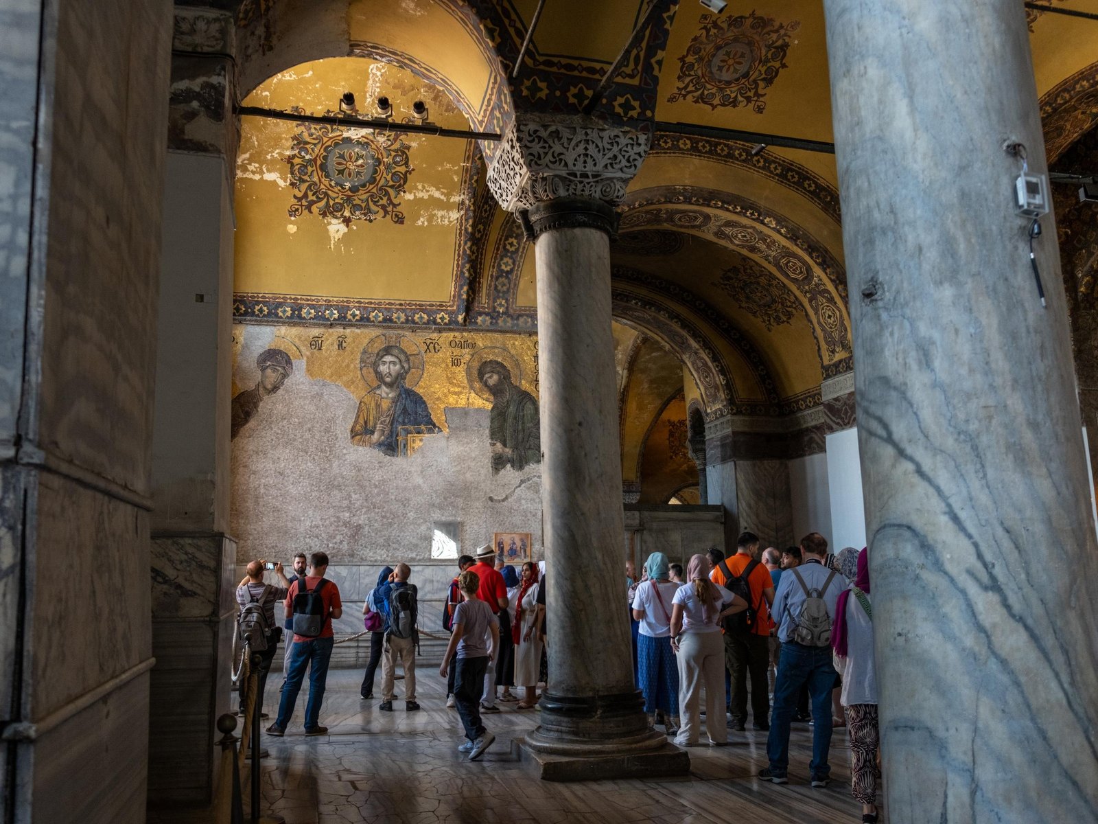 Blue Mosque & Hagia Sophia Guided Tour with Tickets