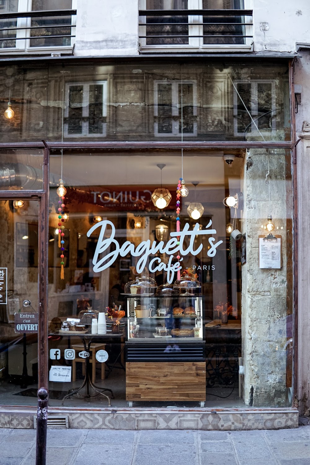 Baguette's Cafe