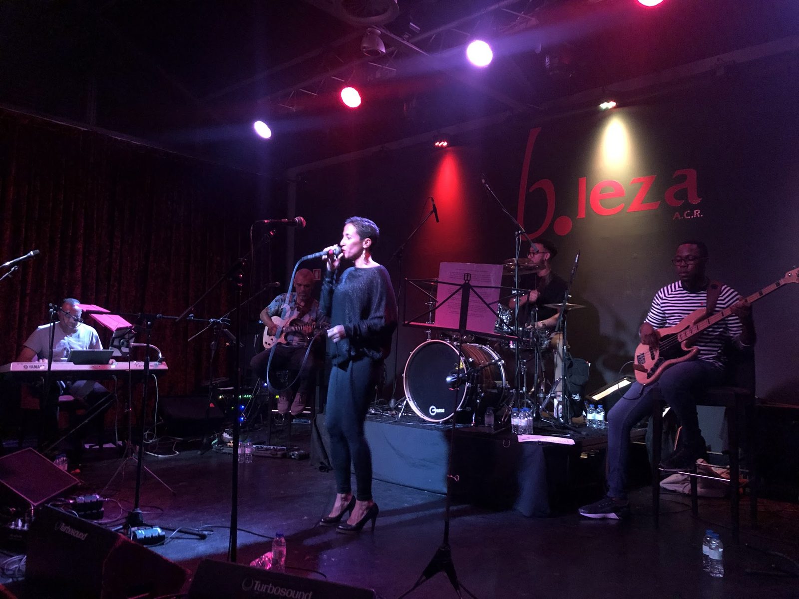 B.Leza Club