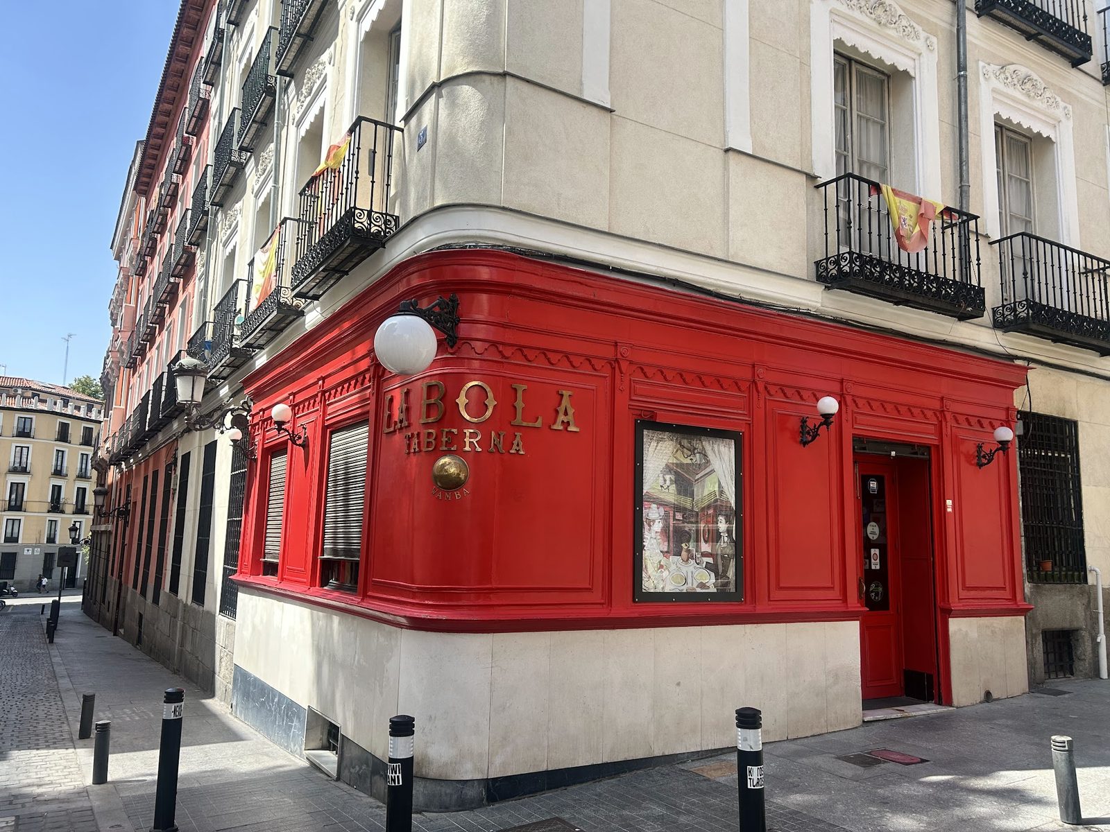 LA BOLA