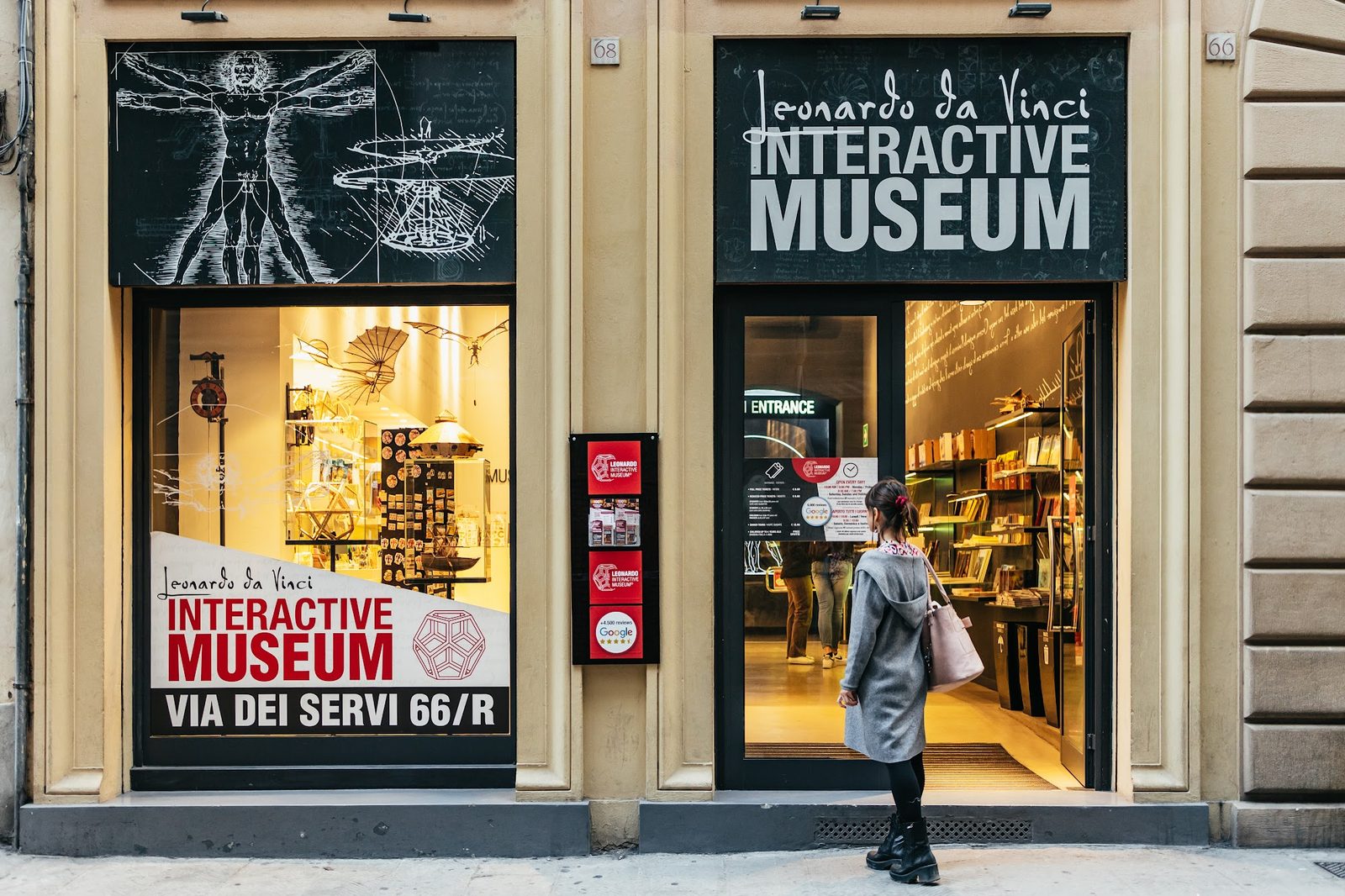 Leonardo Interactive Museum
