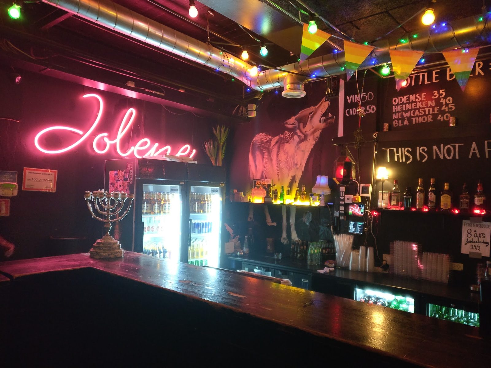 Jolene Bar