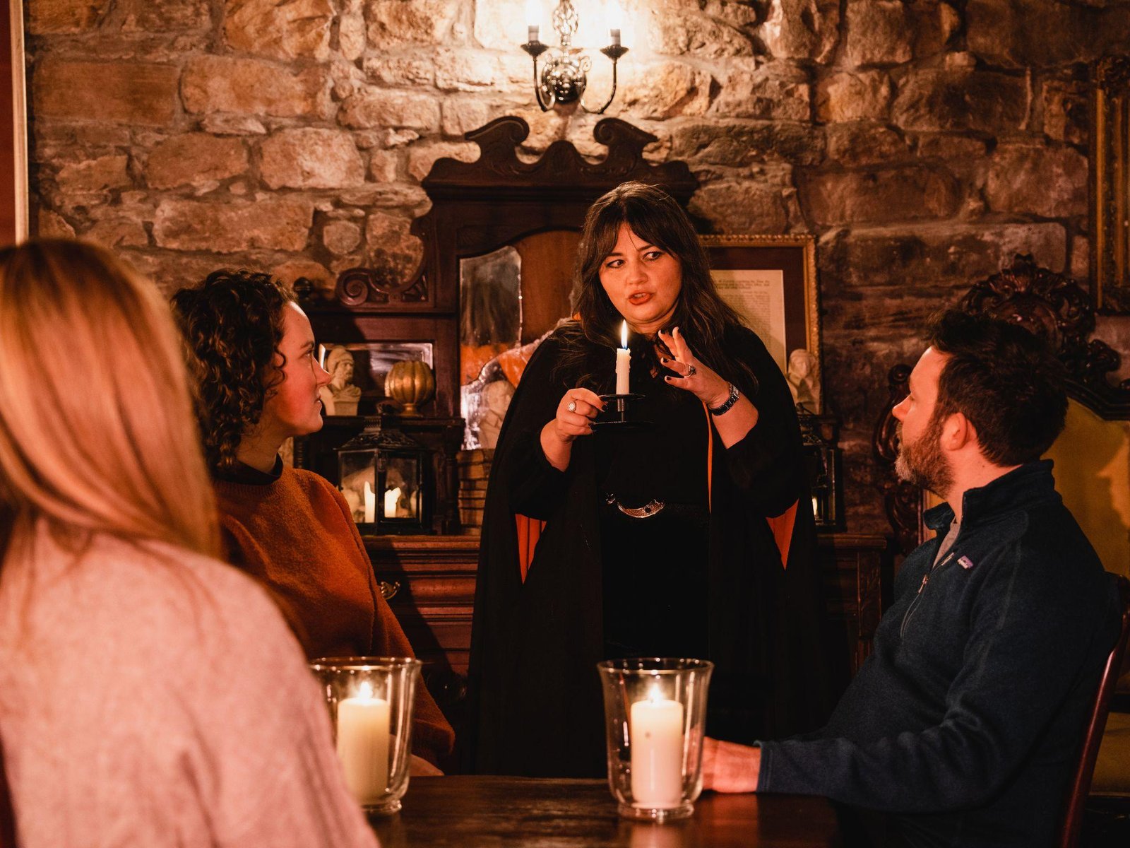 Underground Vaults Evening Ghost Tour with Whisky