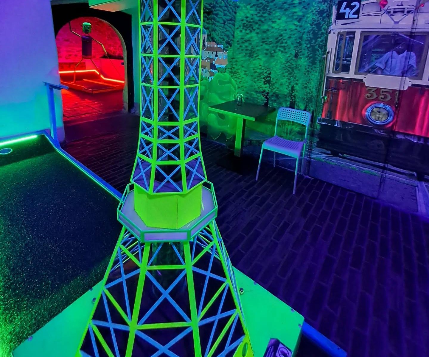 Glow Golf Mini Golf Game