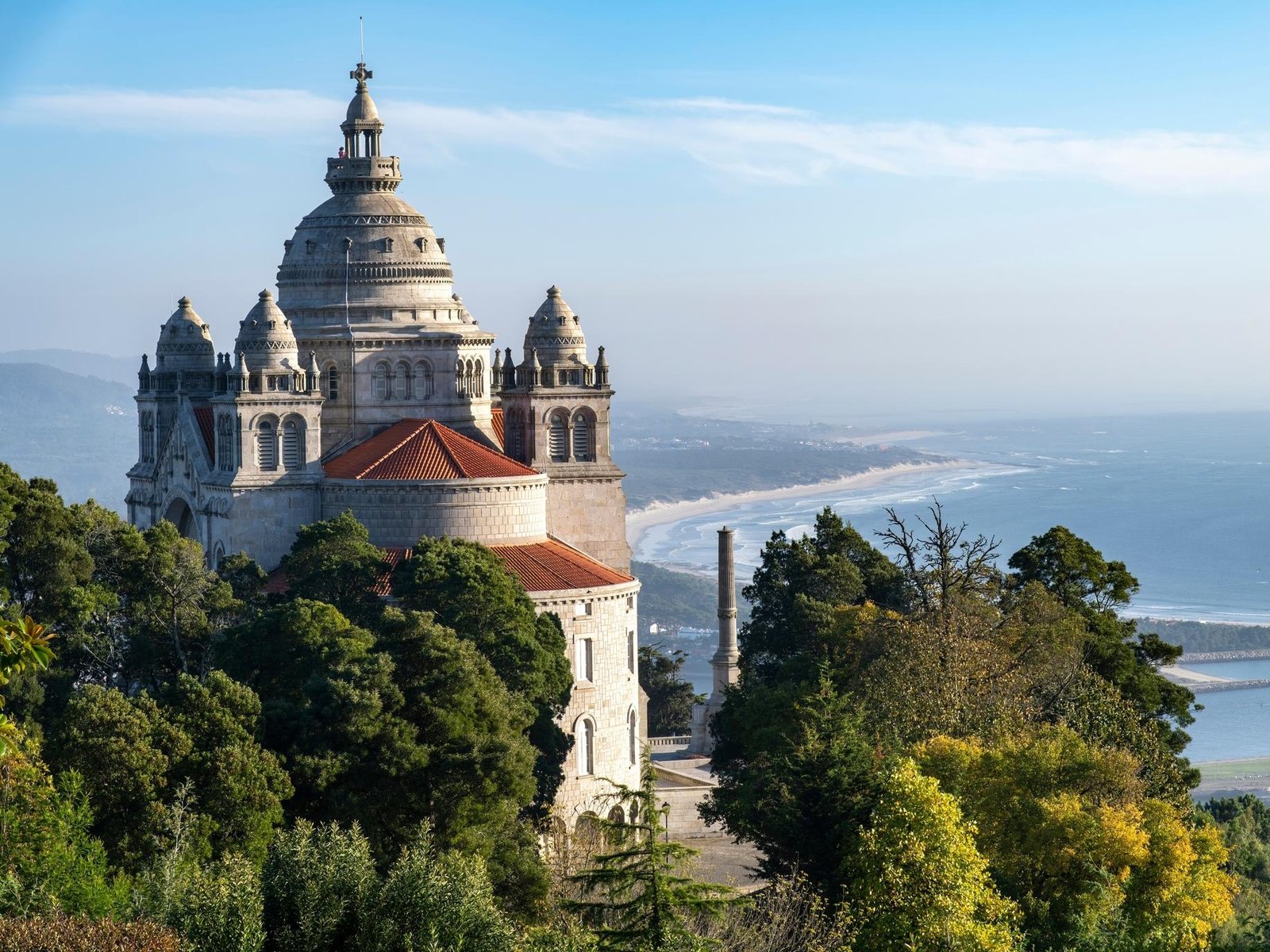 Viana do Castelo, Braga and Guimarães Day Tour