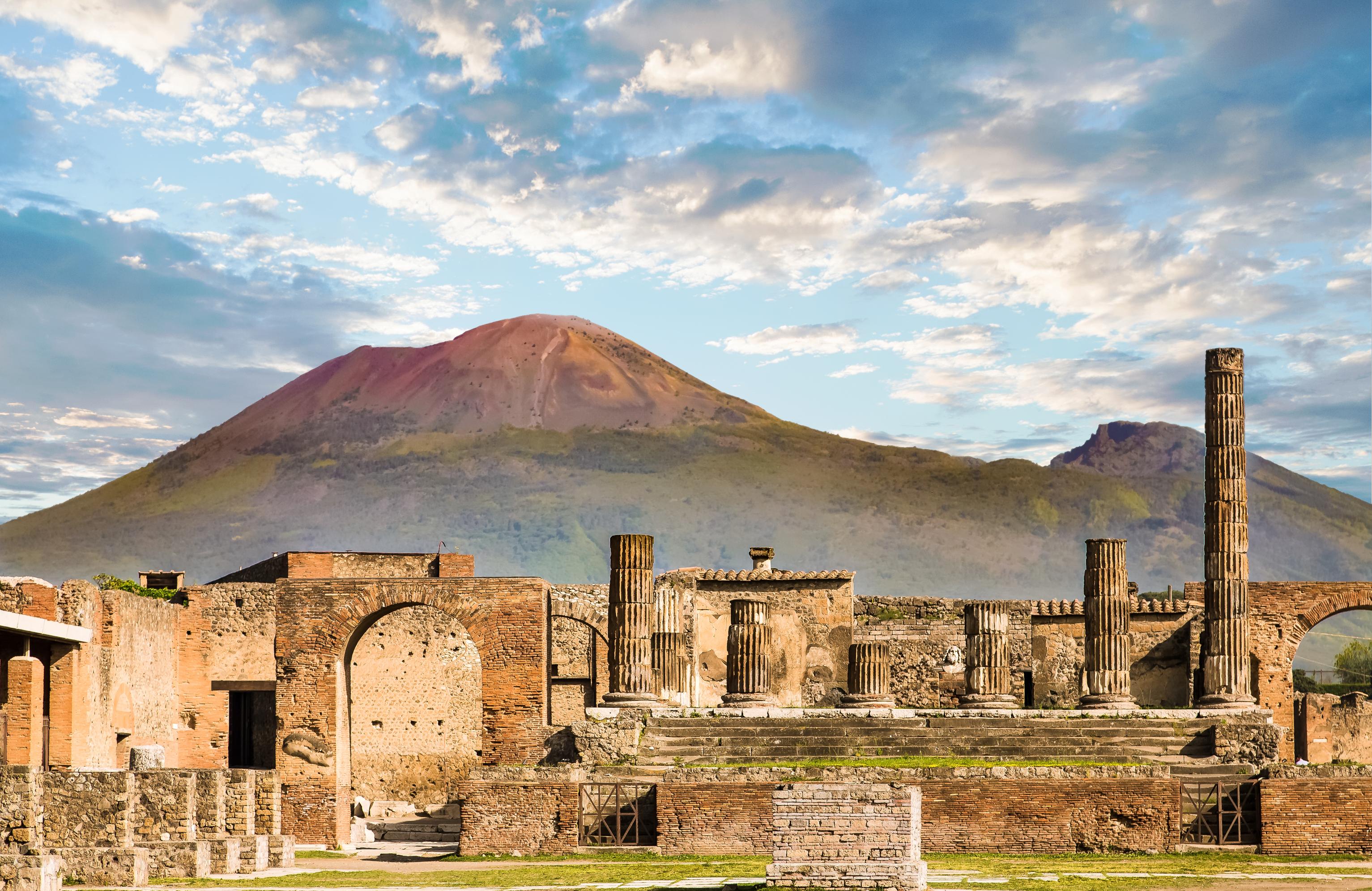 Pompeii Day Trip with Optional Vesuvius and Lunch