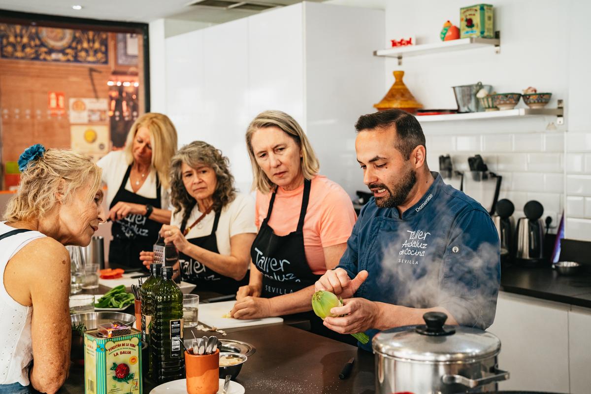 Evening Paella & Tapas Cooking Class + Sangría