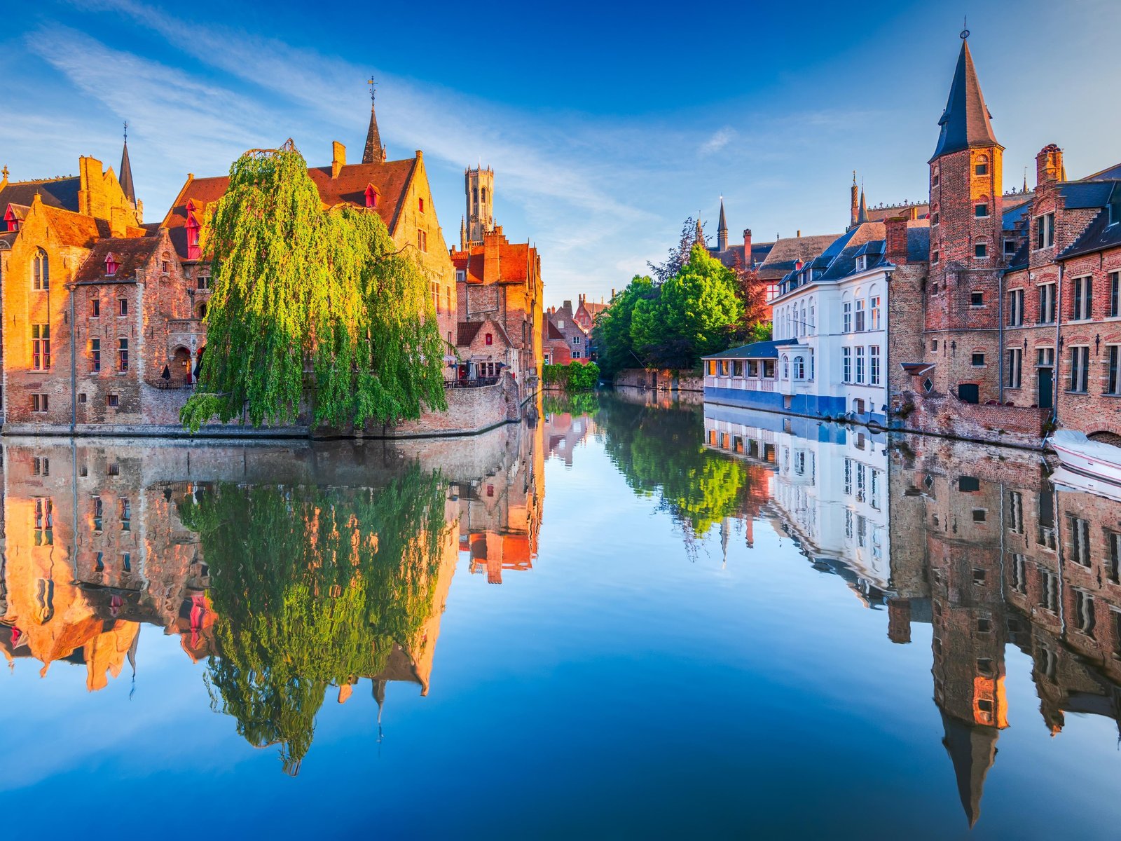 Guided Day Trip to Bruges and Ghent