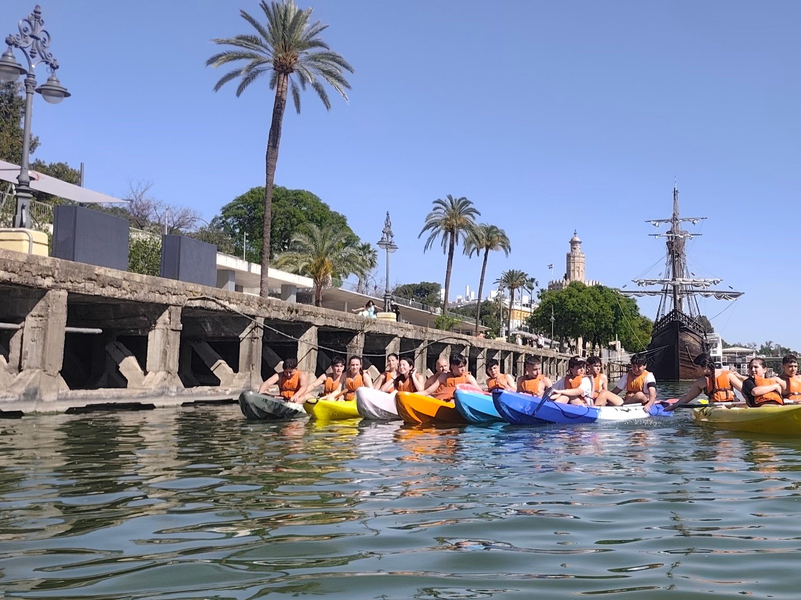 Sevilla: Kayak Rental on the Guadalquivir