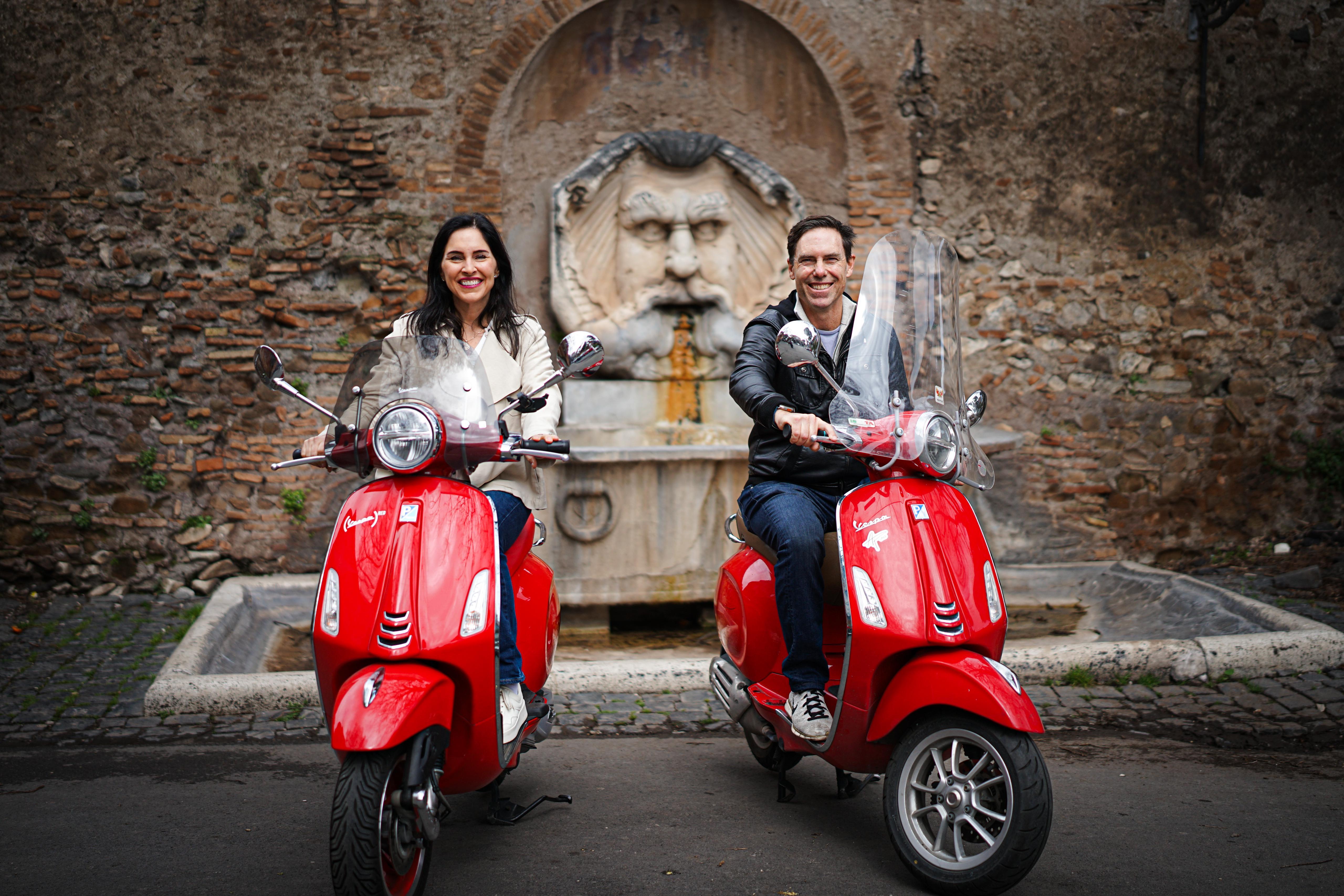 Explore the City by Vespa with an Optional Photoshoot
