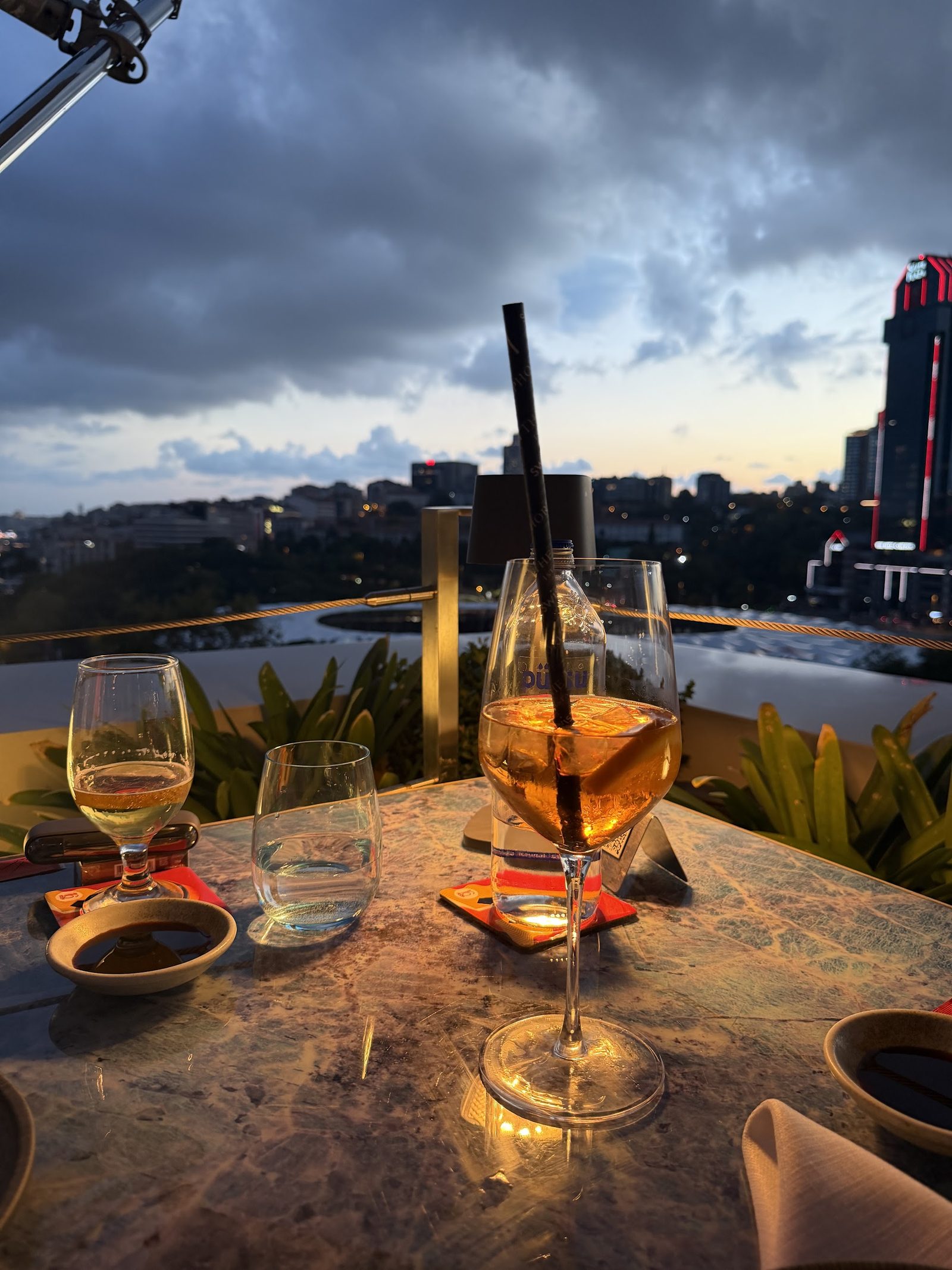 16 Roof Bar & Restaurant - Swissotel The Bosphorus, Istanbul