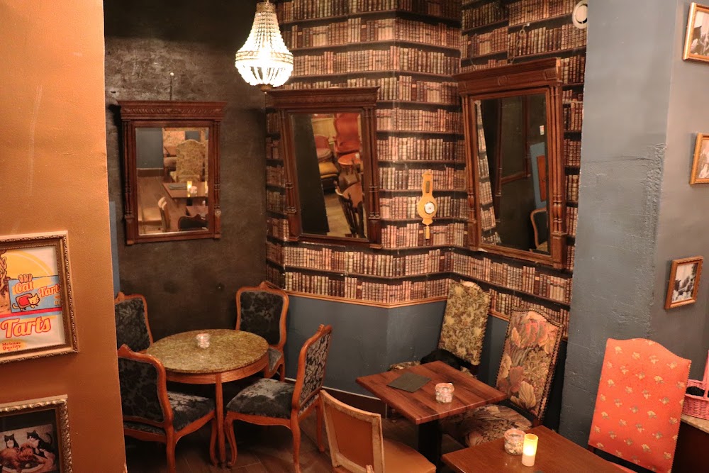 Le Cafe des Chats
