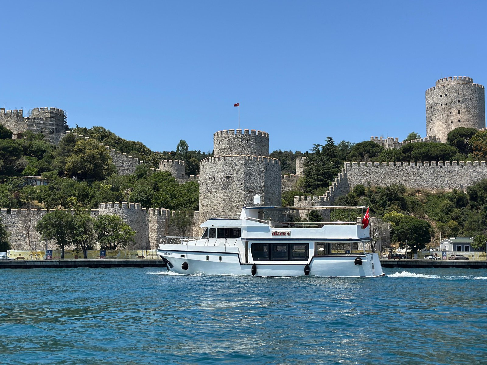 Bosphorus Small-Group Cruises with Audio Guide