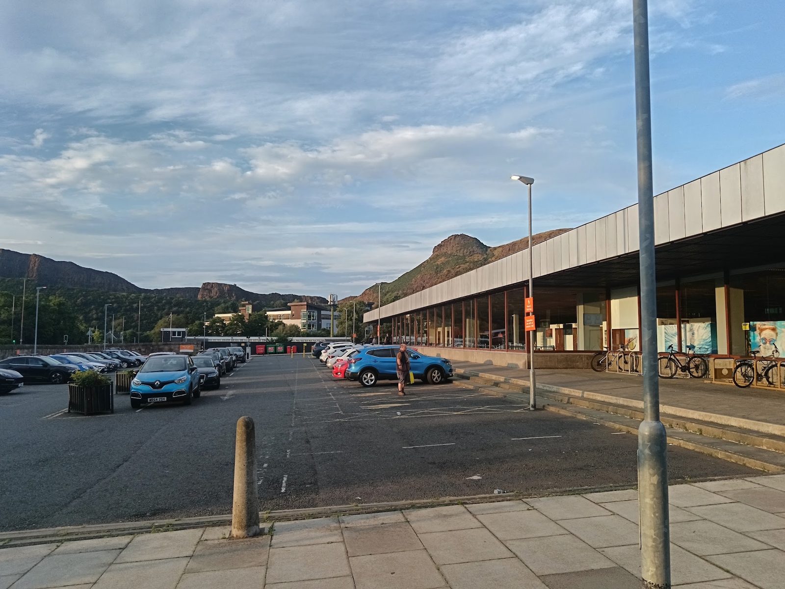 Royal Commonwealth Pool