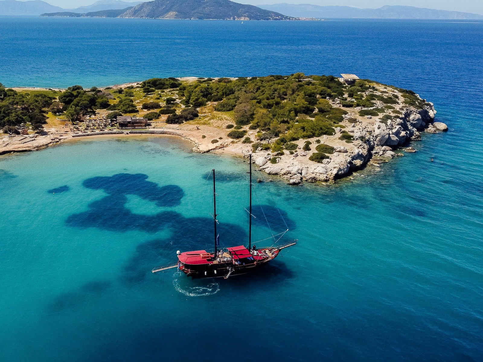 Agistri, Metopi & Aegina Luxury Cruise with Meals & Drinks