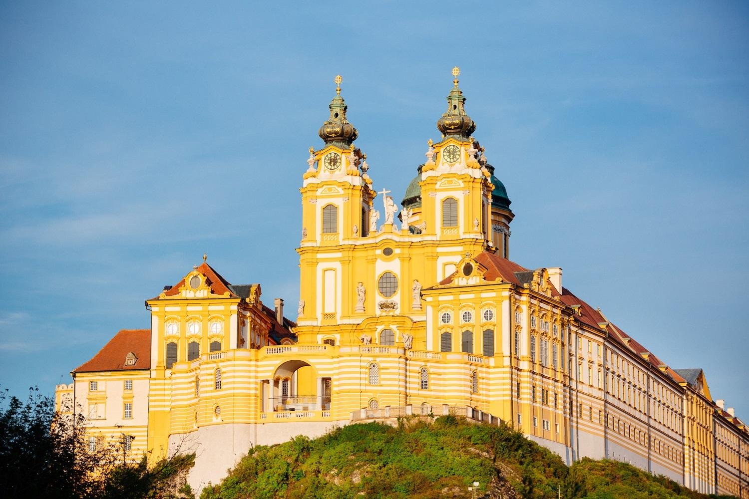 Wachau Valley, Melk Abbey Tour with Danube Boat Trip