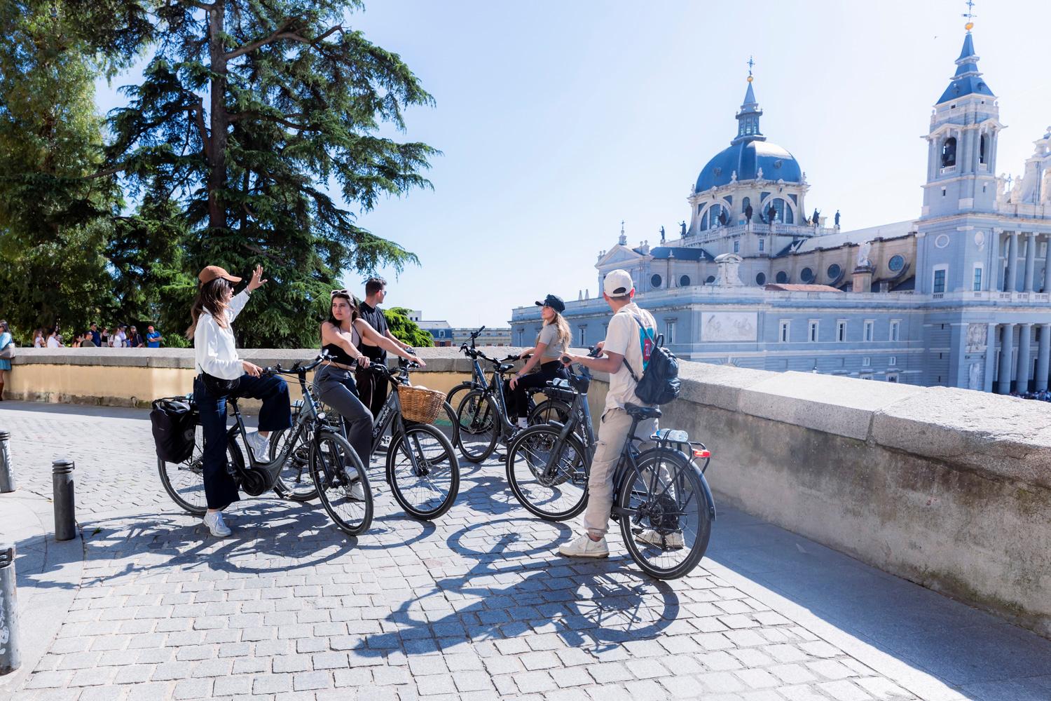 Best of 3-Hour Guided Bike Tour