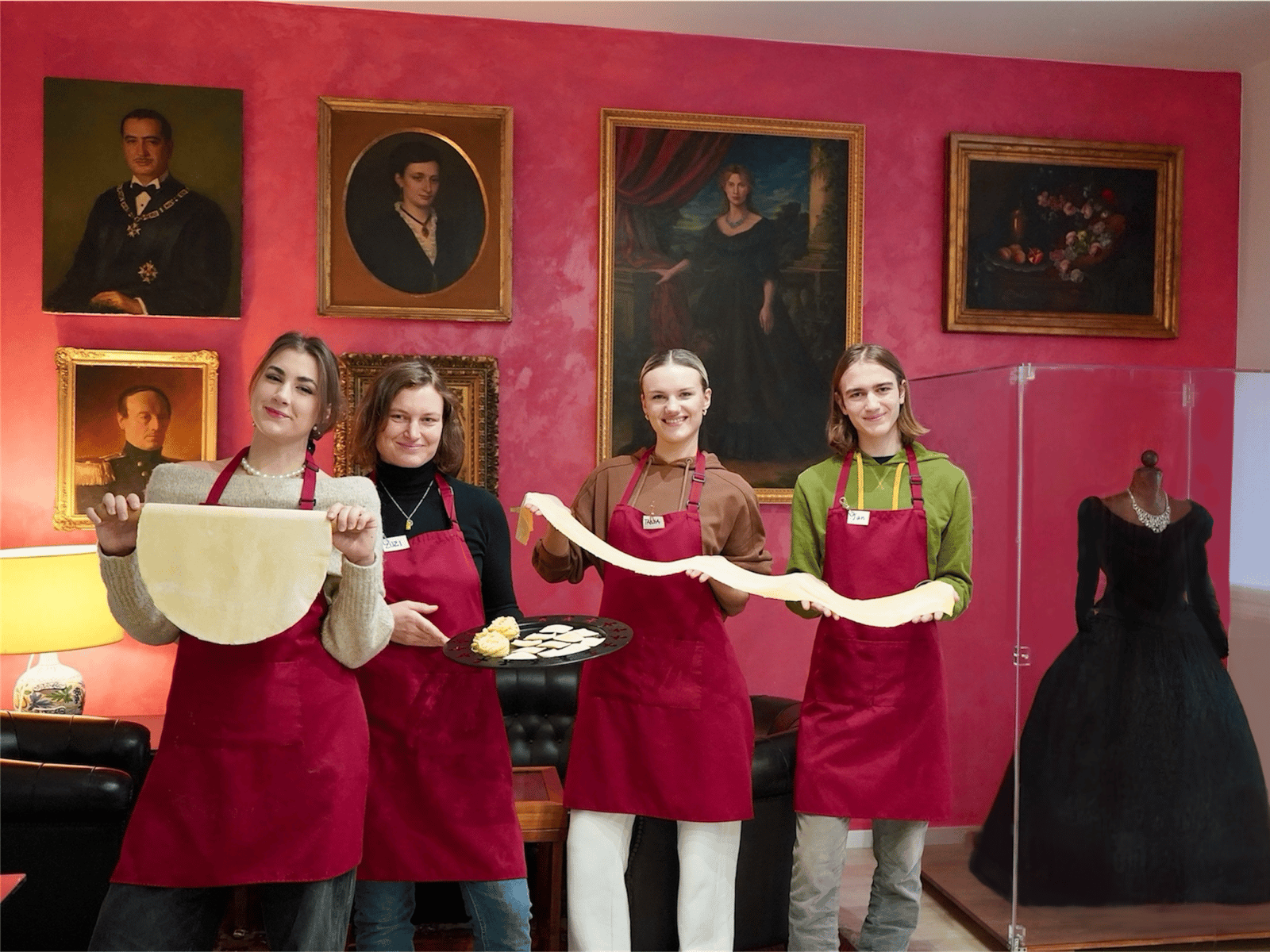 Fresh Pasta & Tiramisù Class in a Glamorous Home