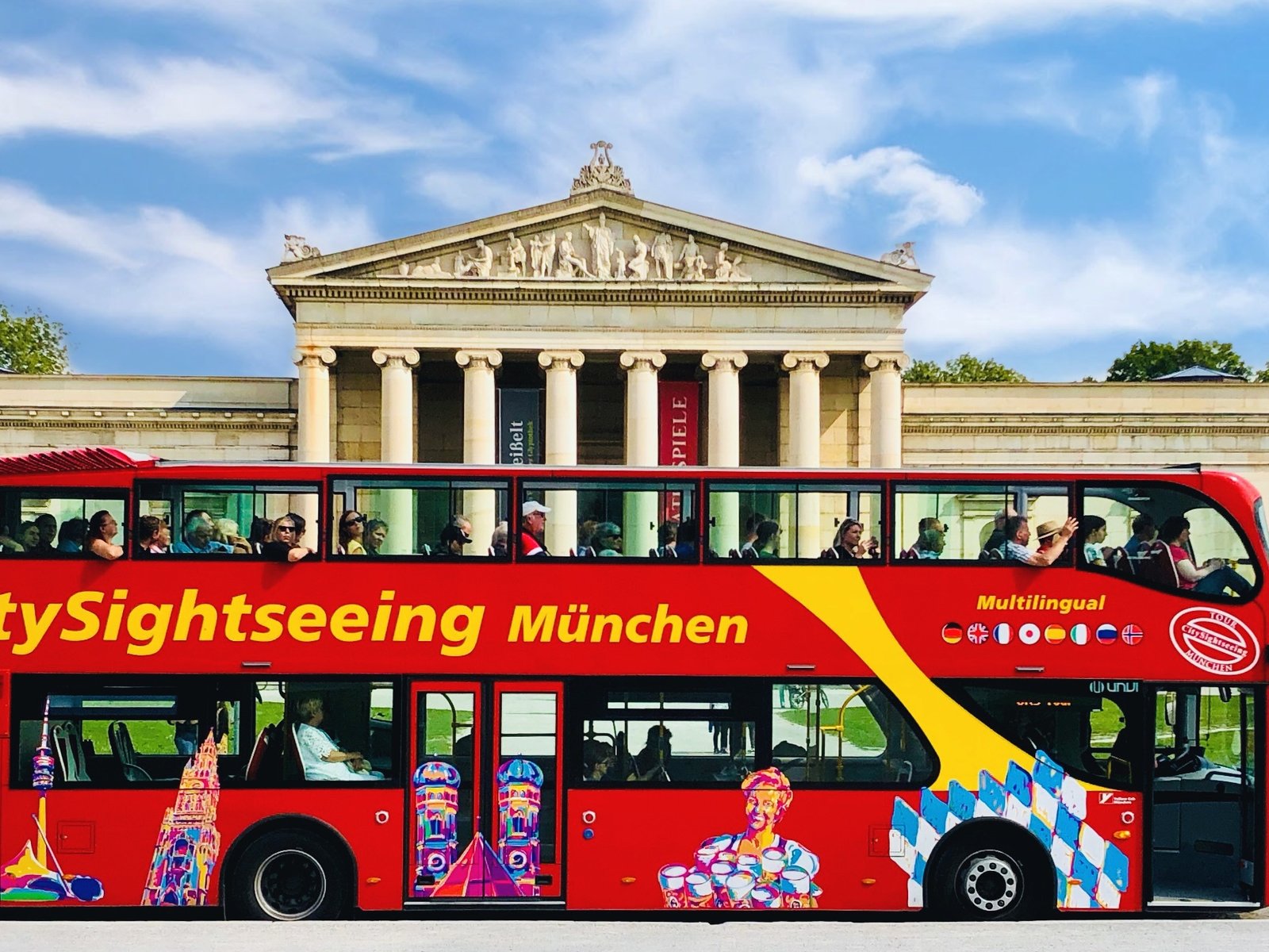 Hop-On Hop-Off bus Tour