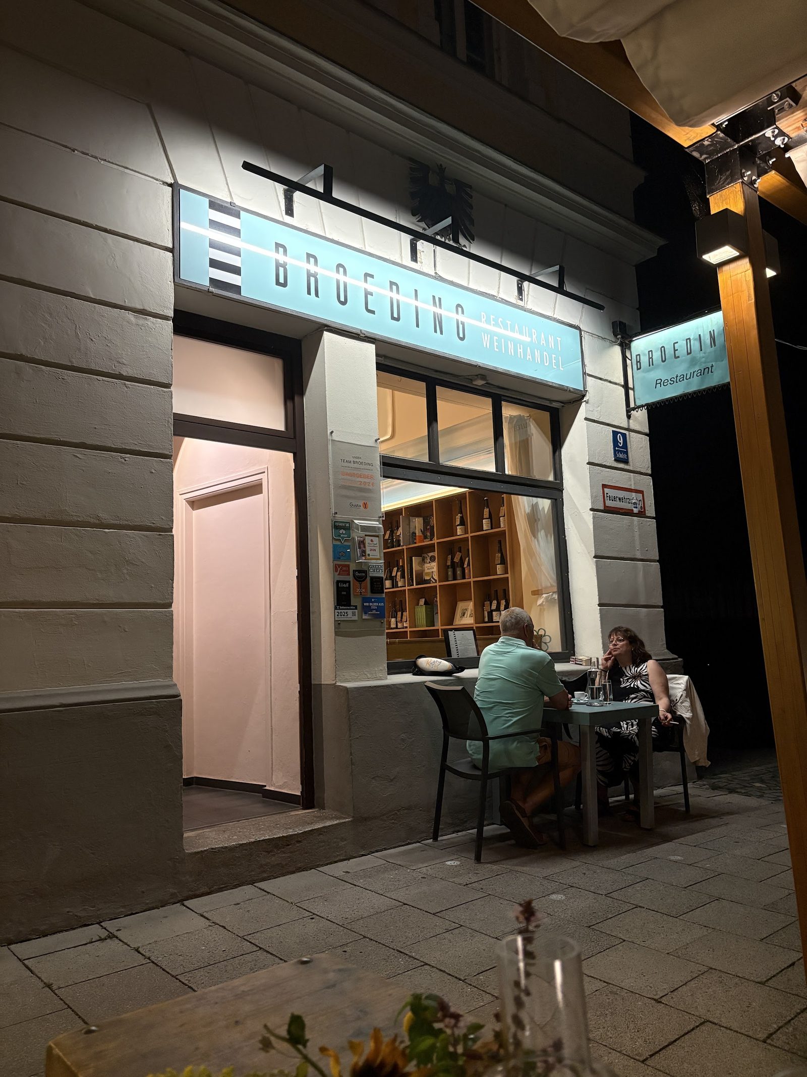 Restaurant & Weinhandel Broeding