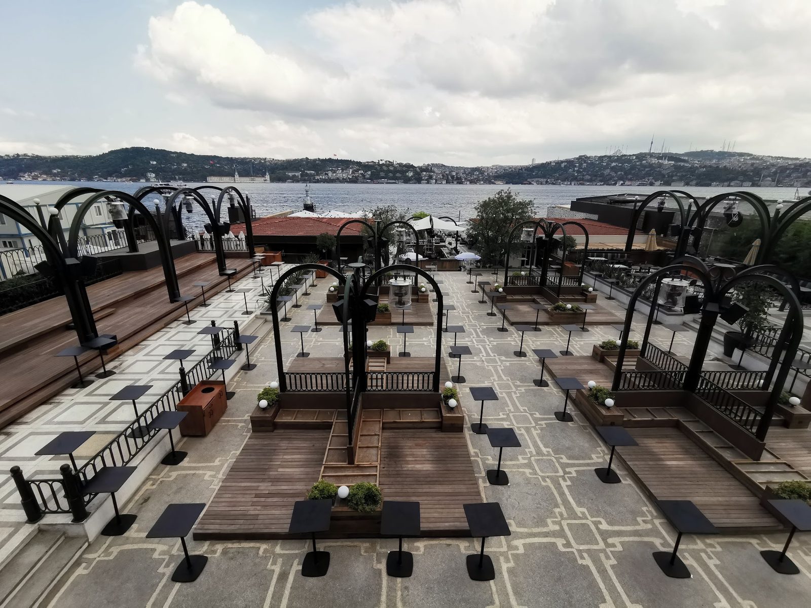 Oligark İstanbul