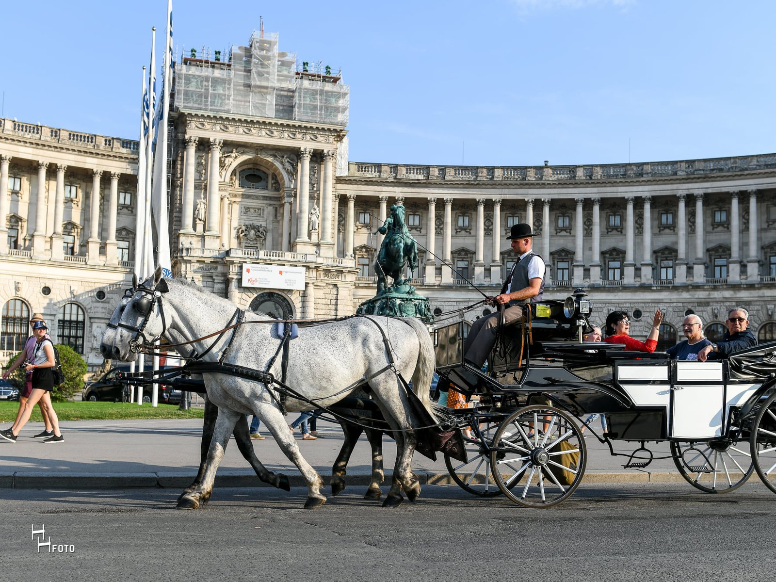 30-Minute Fiaker Ride in the Old Town