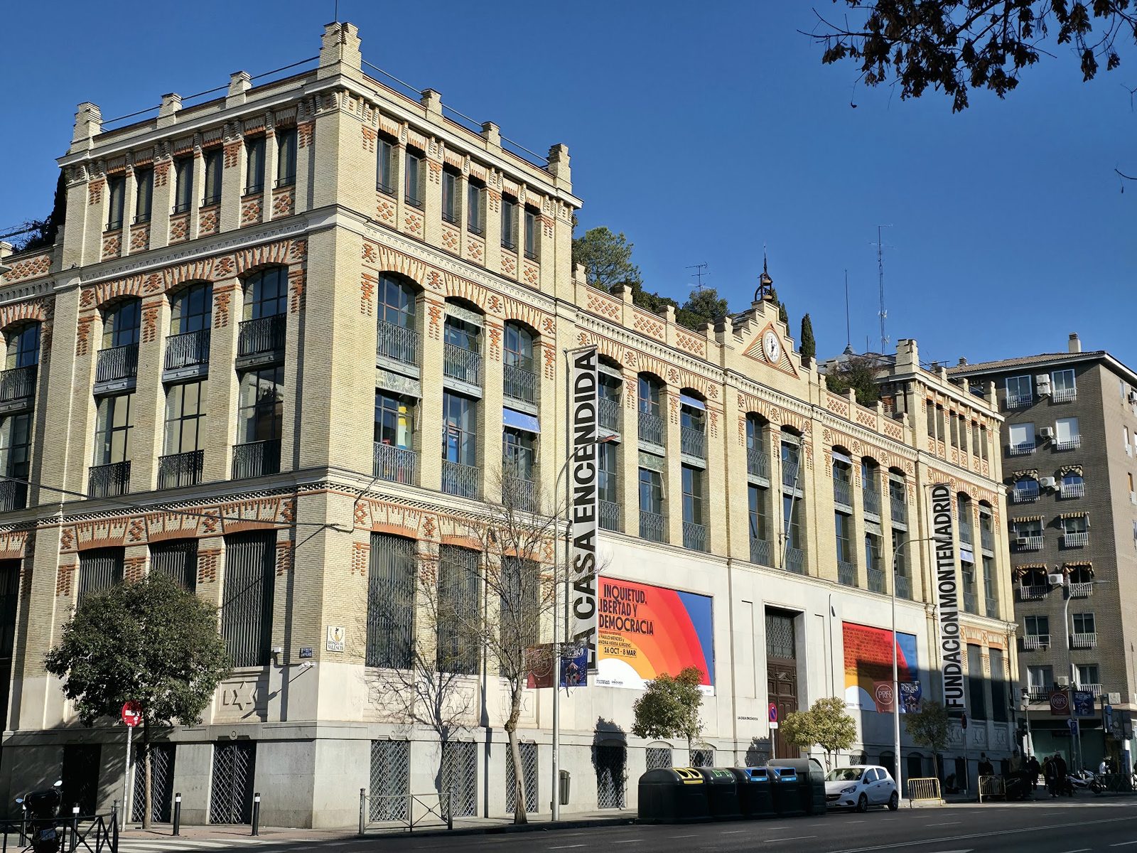 La Casa Encendida