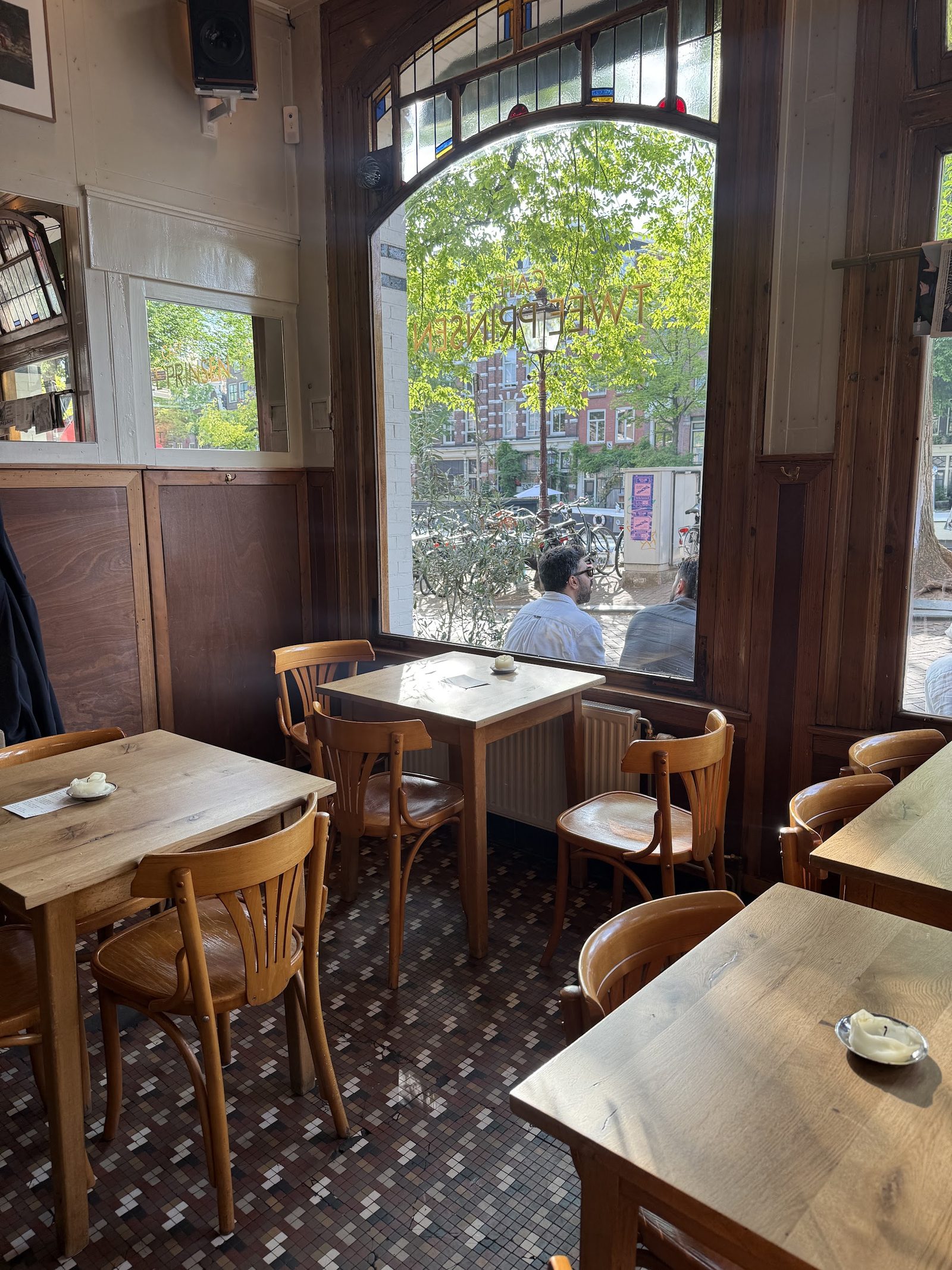 café twee prinsen