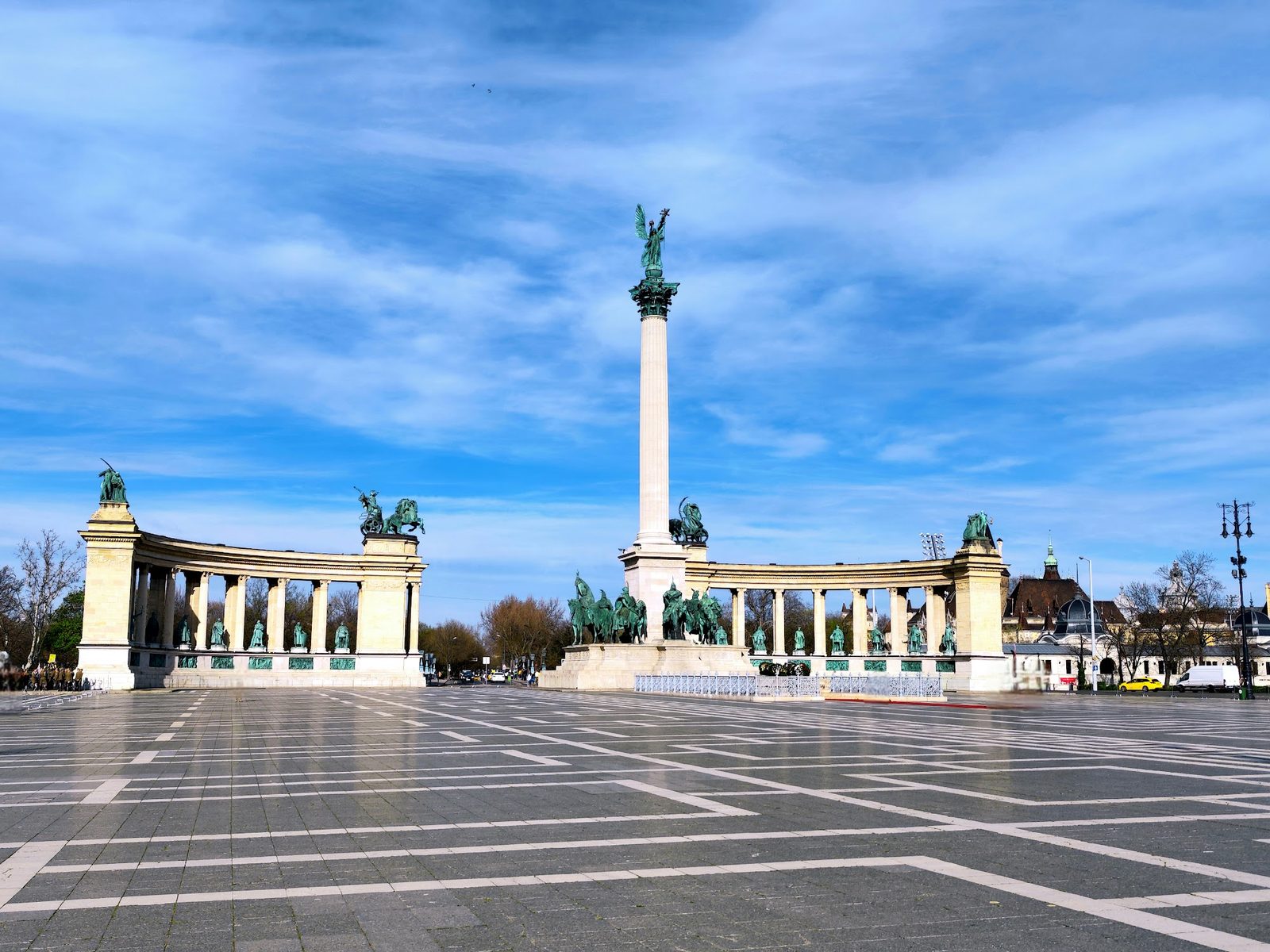 Heroes' Square