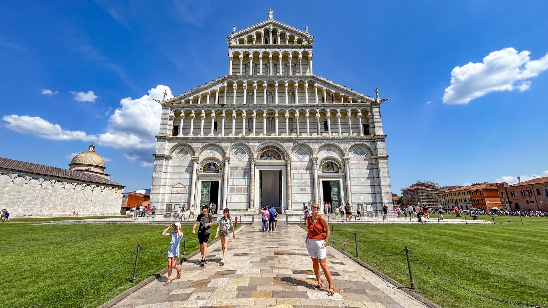 Discover Florence & Pisa in a Full-Day Trip