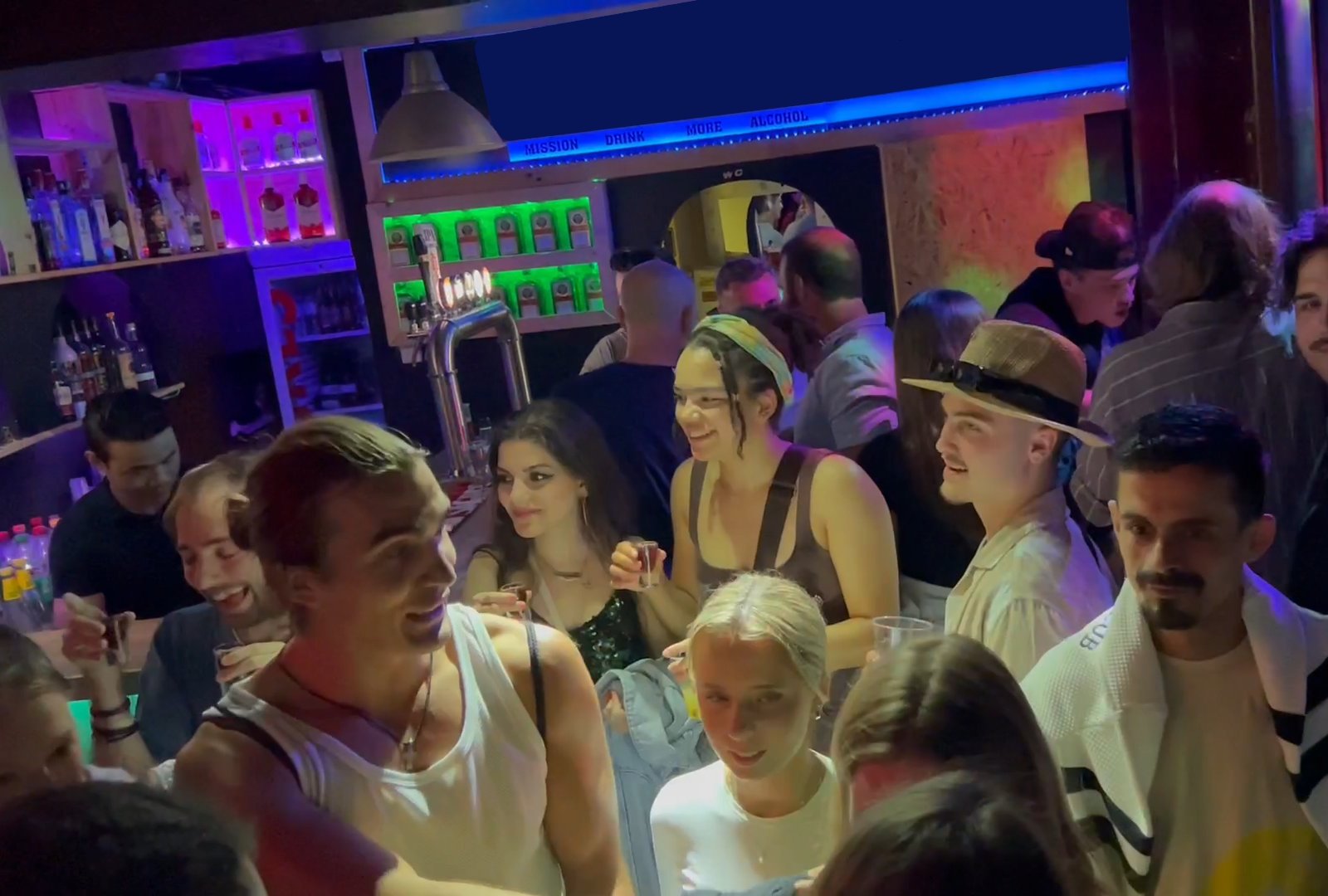 Pub Crawl: Unlimited Drinks, Shots & V.I.P Club Entry