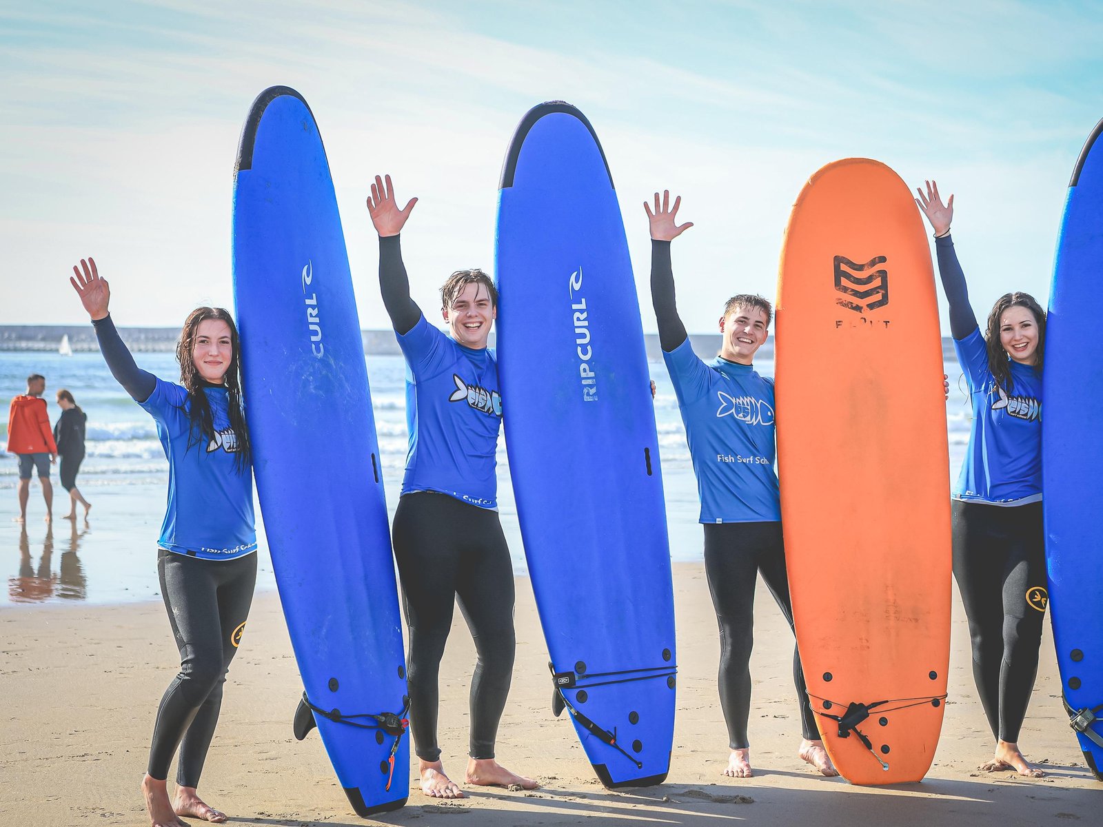 Matosinhos: Surfing Lesson with Equipment