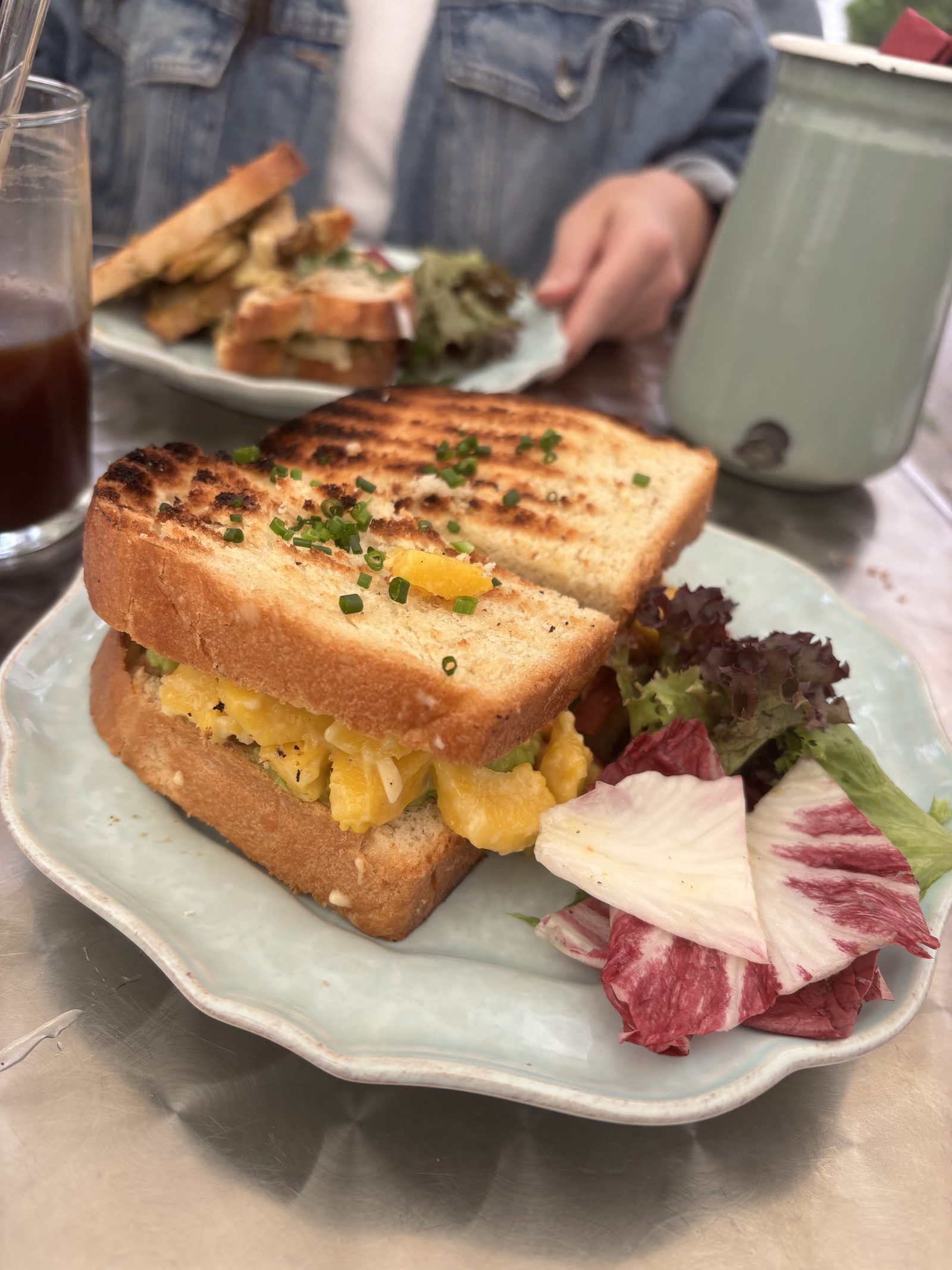 OM NOM NOM CAFÉ