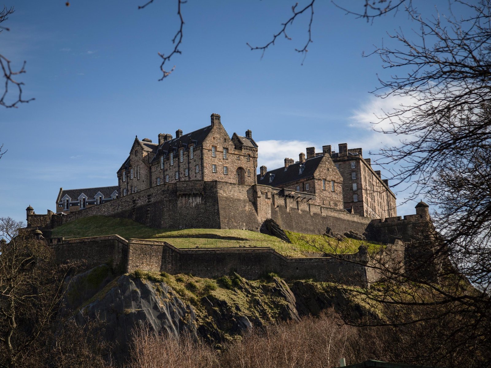 Edinburgh Castle & Royal Mile Walking Tour