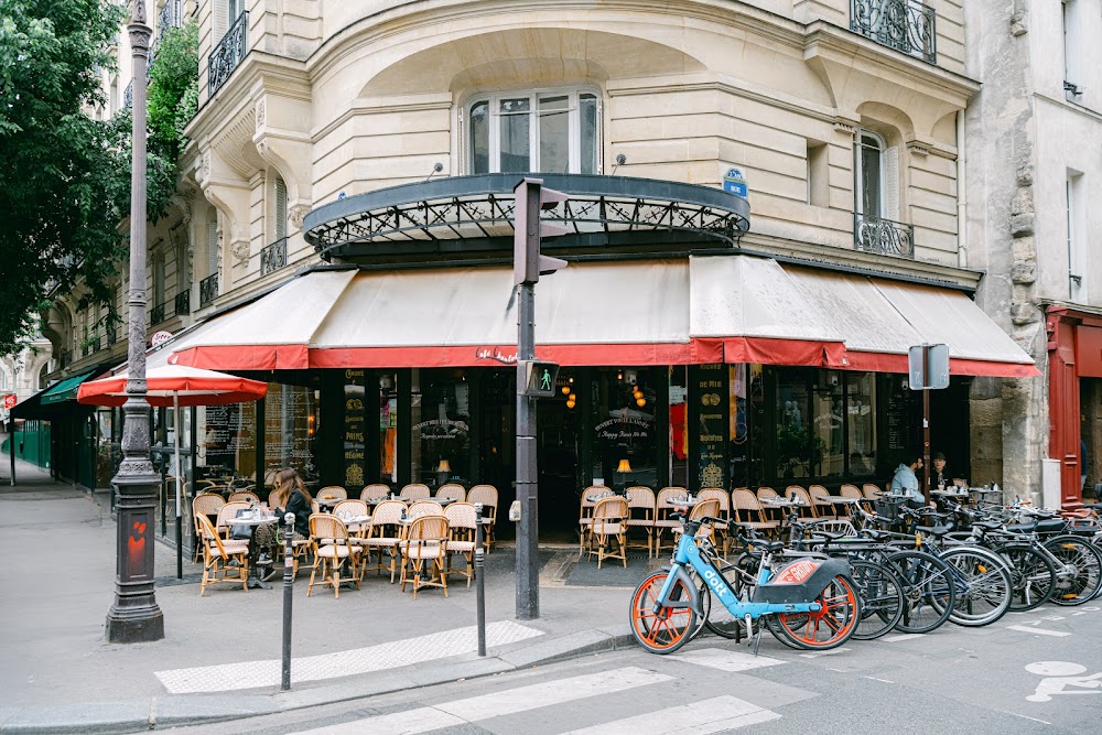 Cafe Charlot