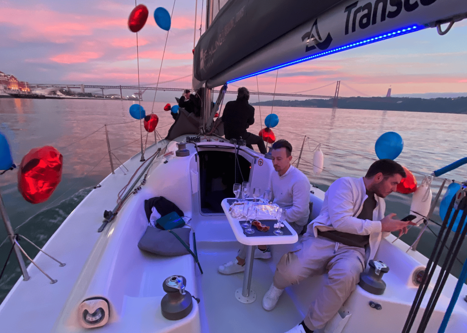 Elegant Sailboat Tour with Open Bar