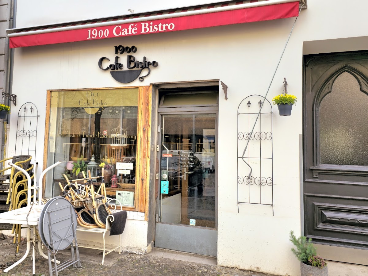 1900 Cafe Bistro