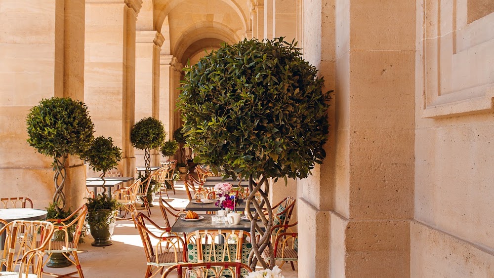 Le Cafe Laperouse