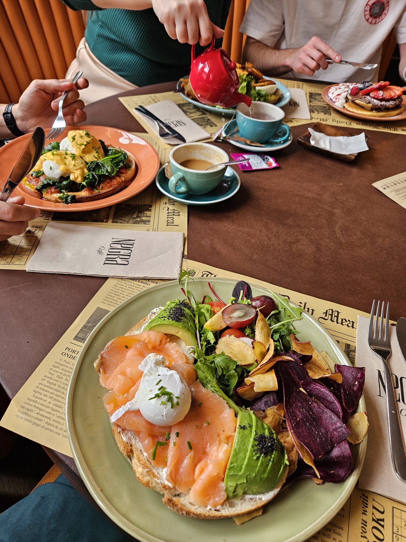 Negra Café Baixa - Restaurant, Coffee, Brunch Porto