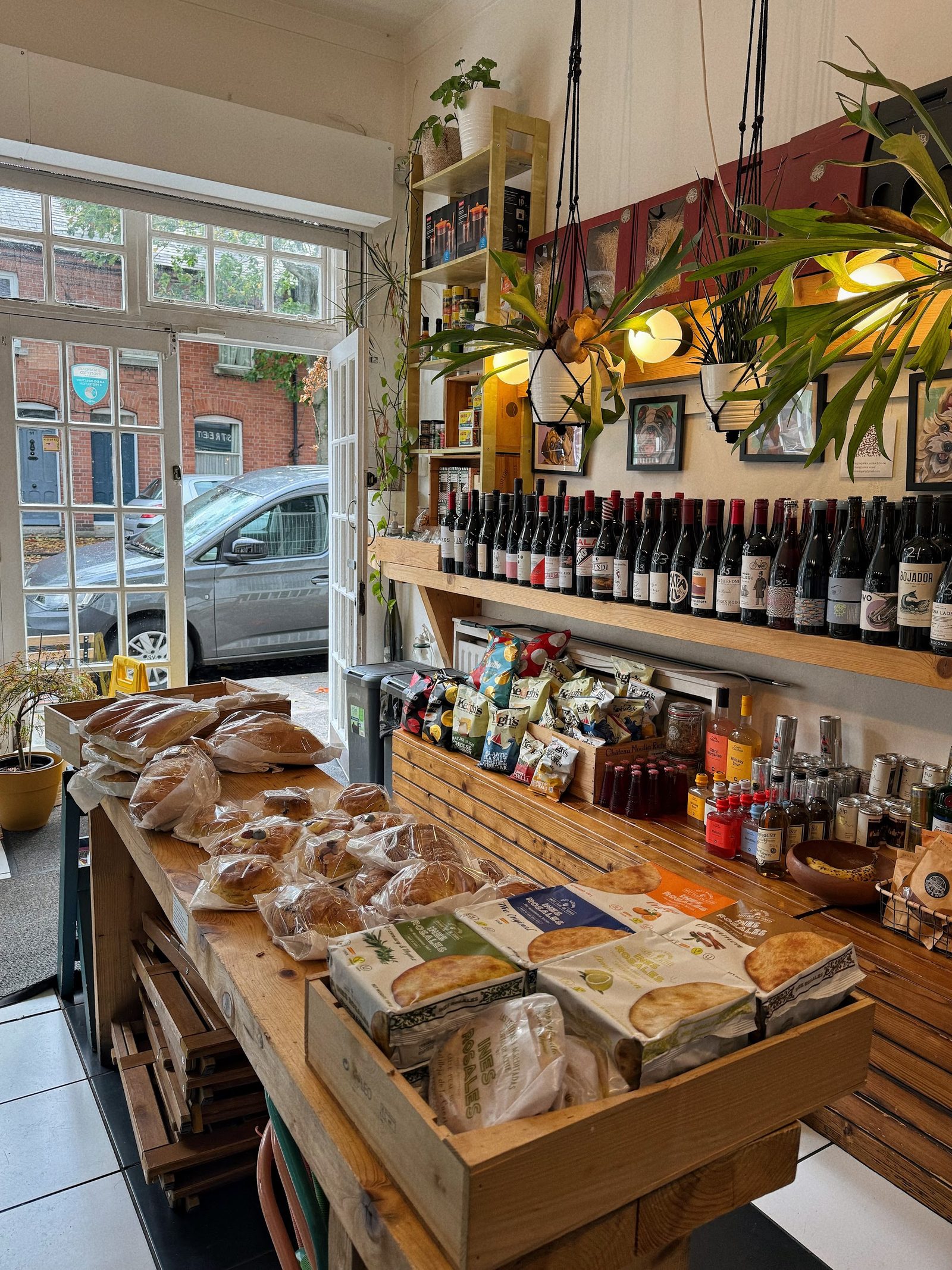 Brindle Coffee & Wine