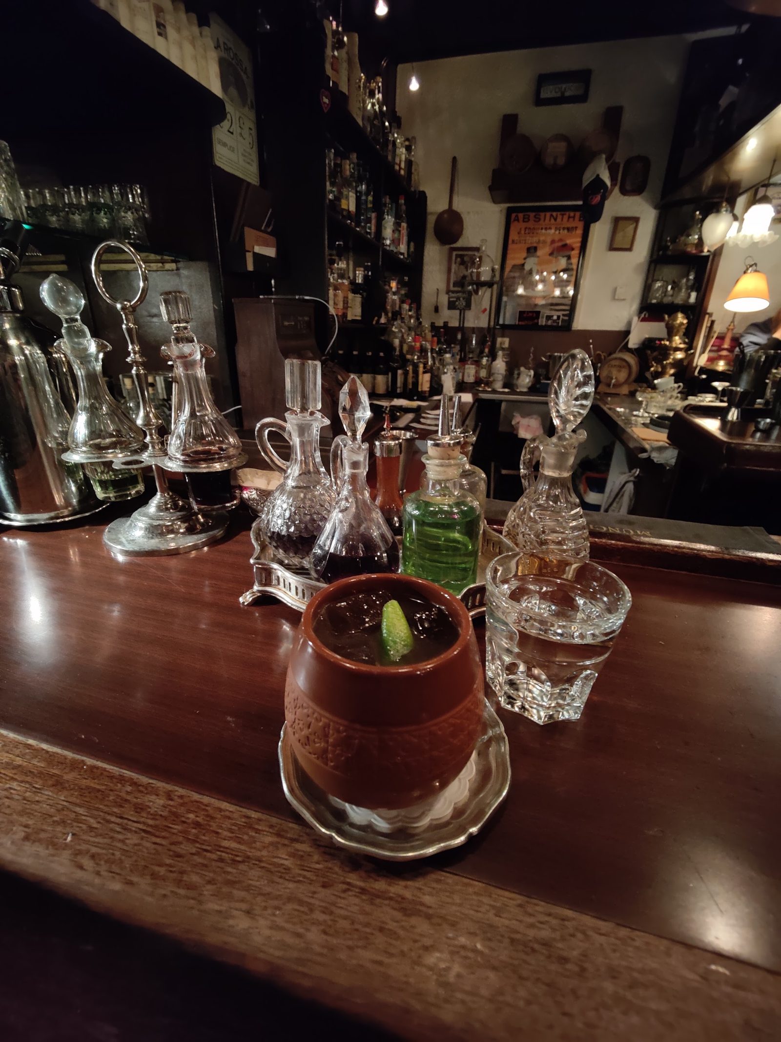 Barroom