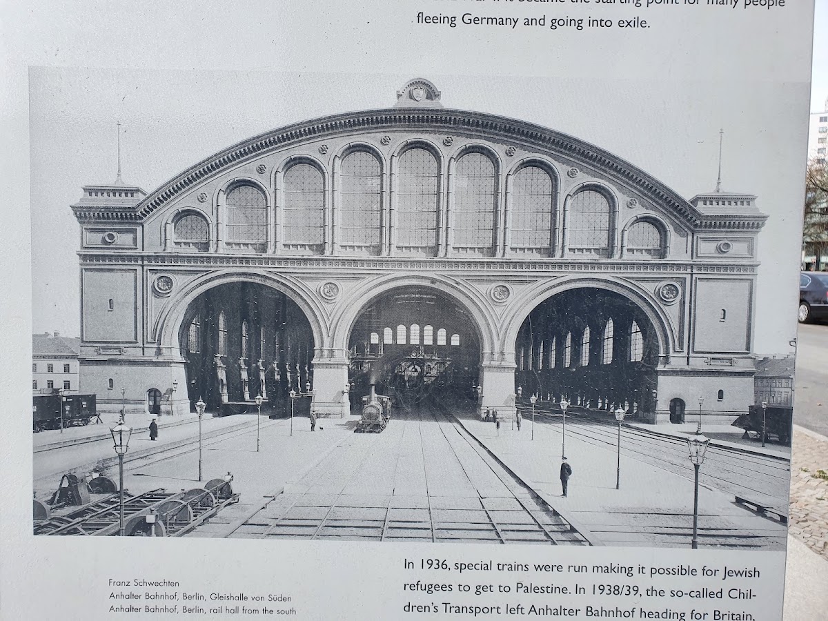 Train station to Anhalt