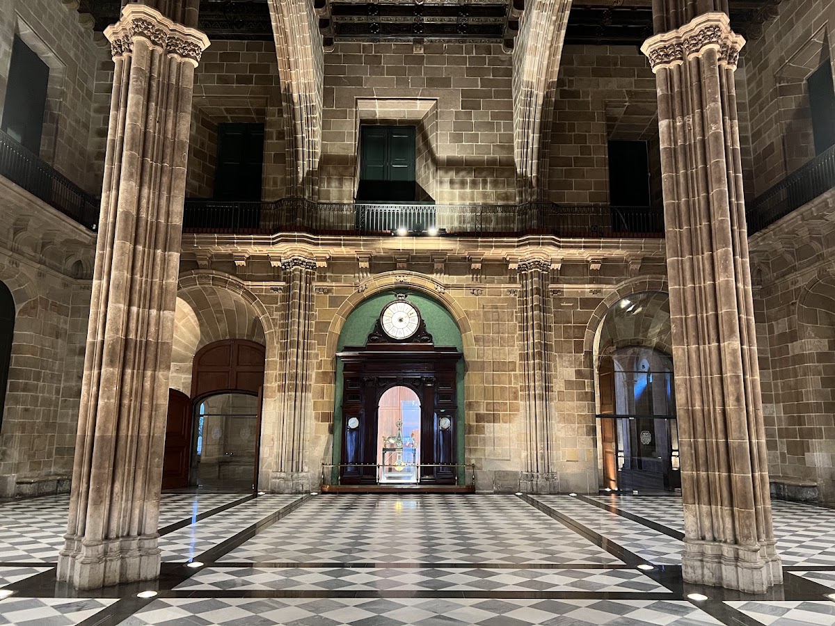 Casa Llotja de Mar