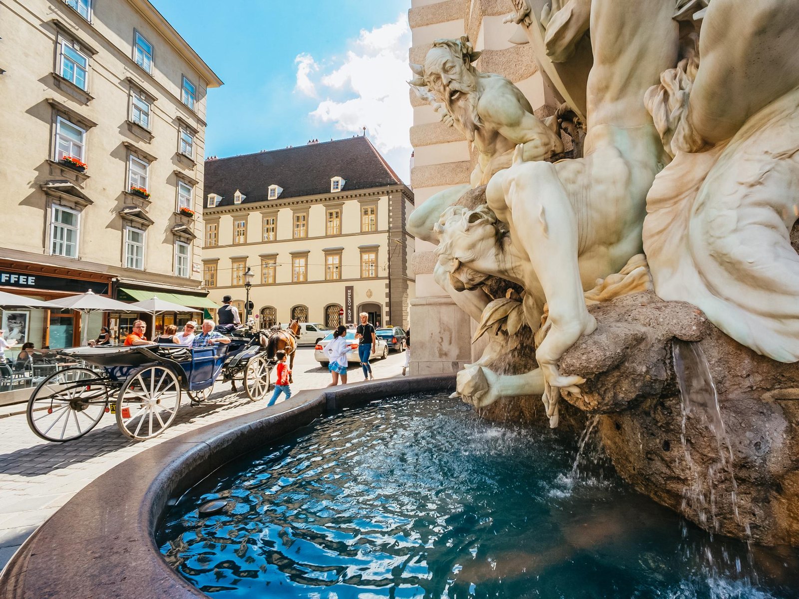 Guided Walking Tour of City Center Highlights