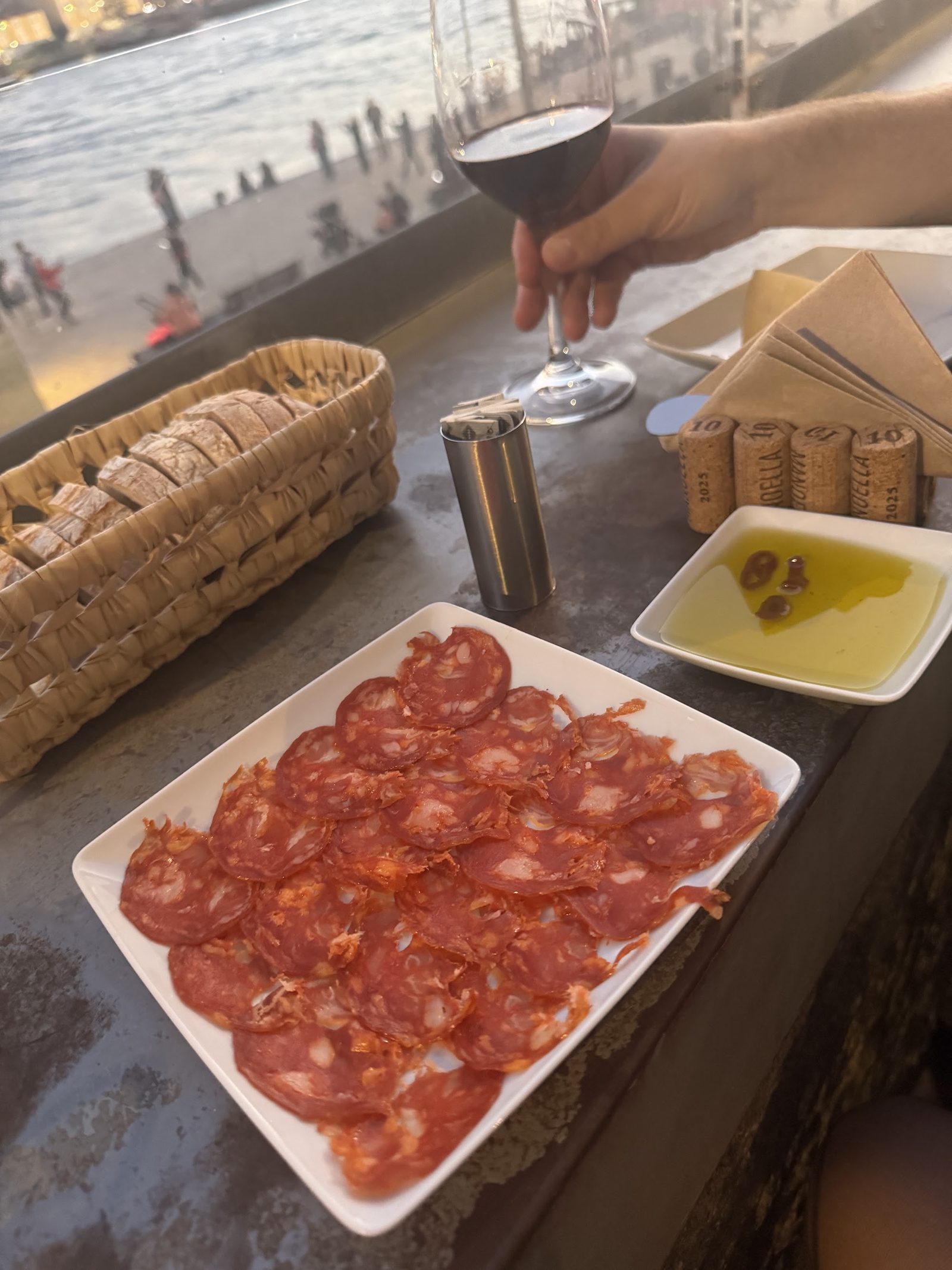 Wine Quay Bar (Porto)