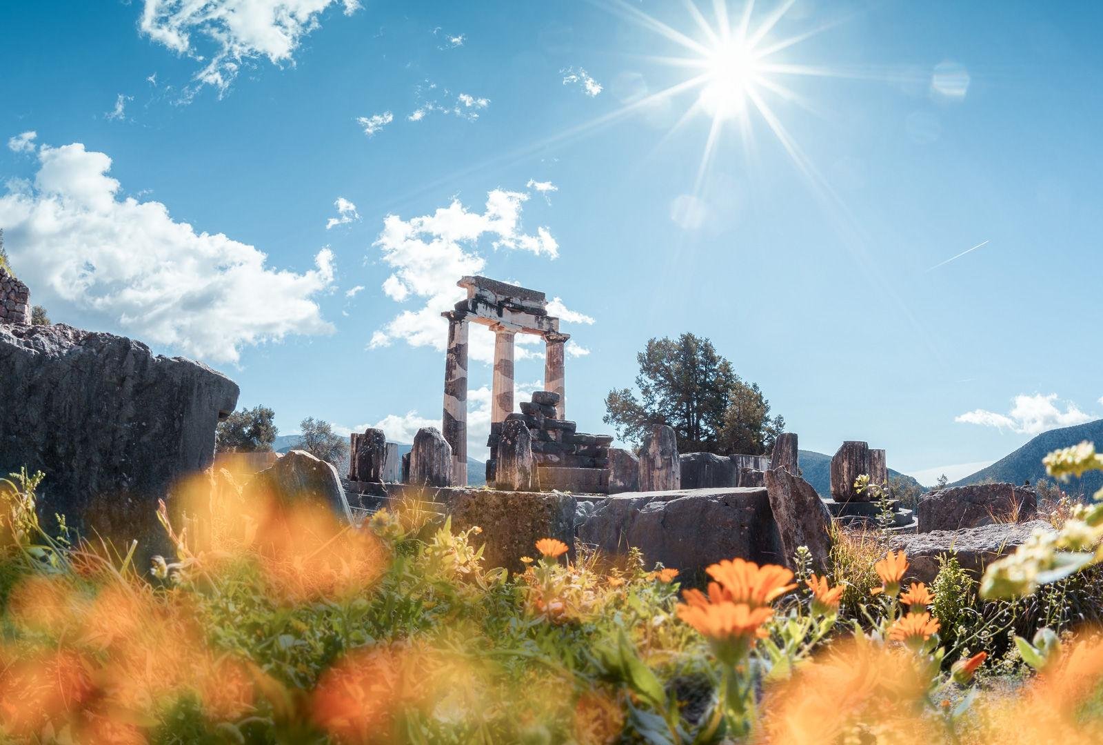 Delphi, Corycian Cave, and 300 Battlefield Day Trip