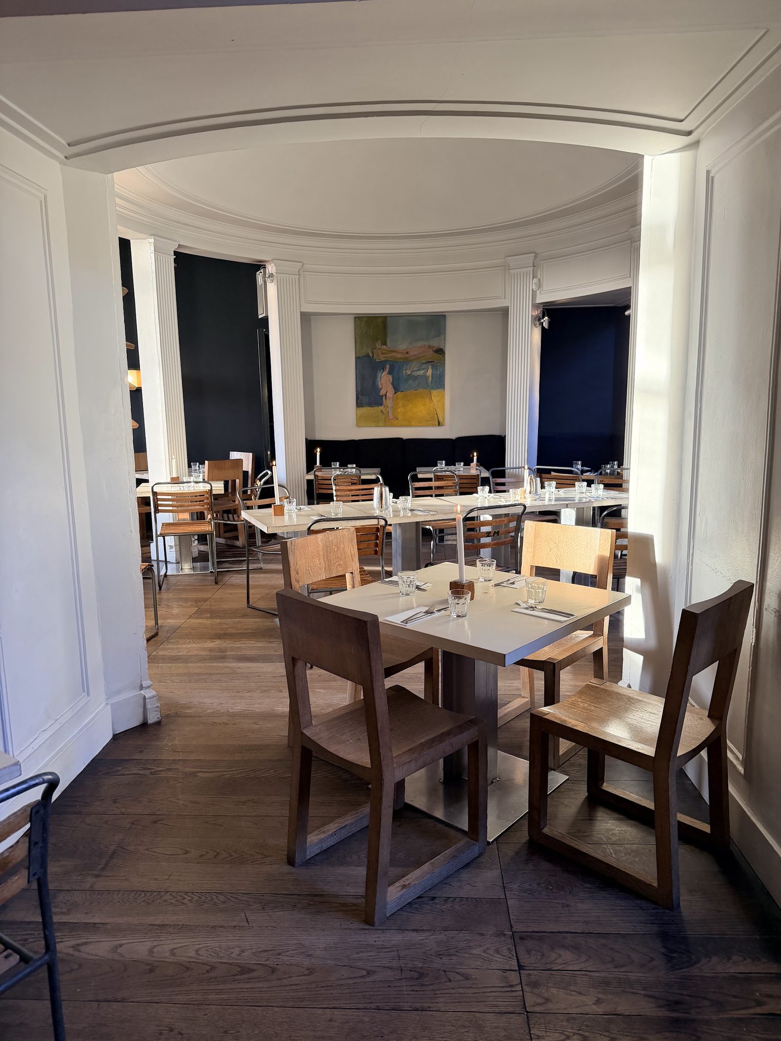 The Outsider Restaurant