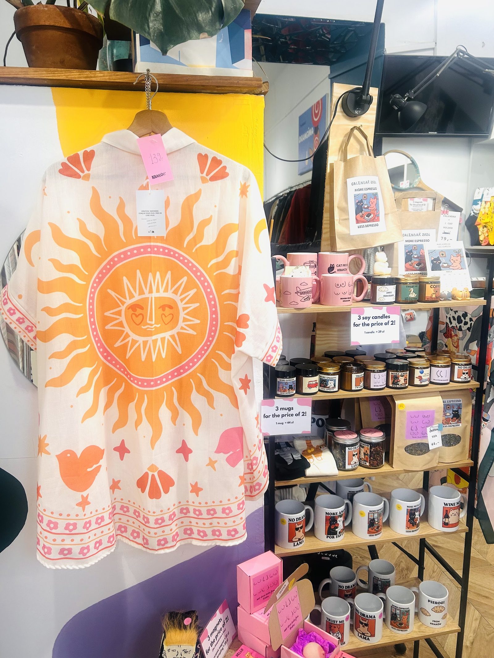 Flaming Second Hand Shop Vintage