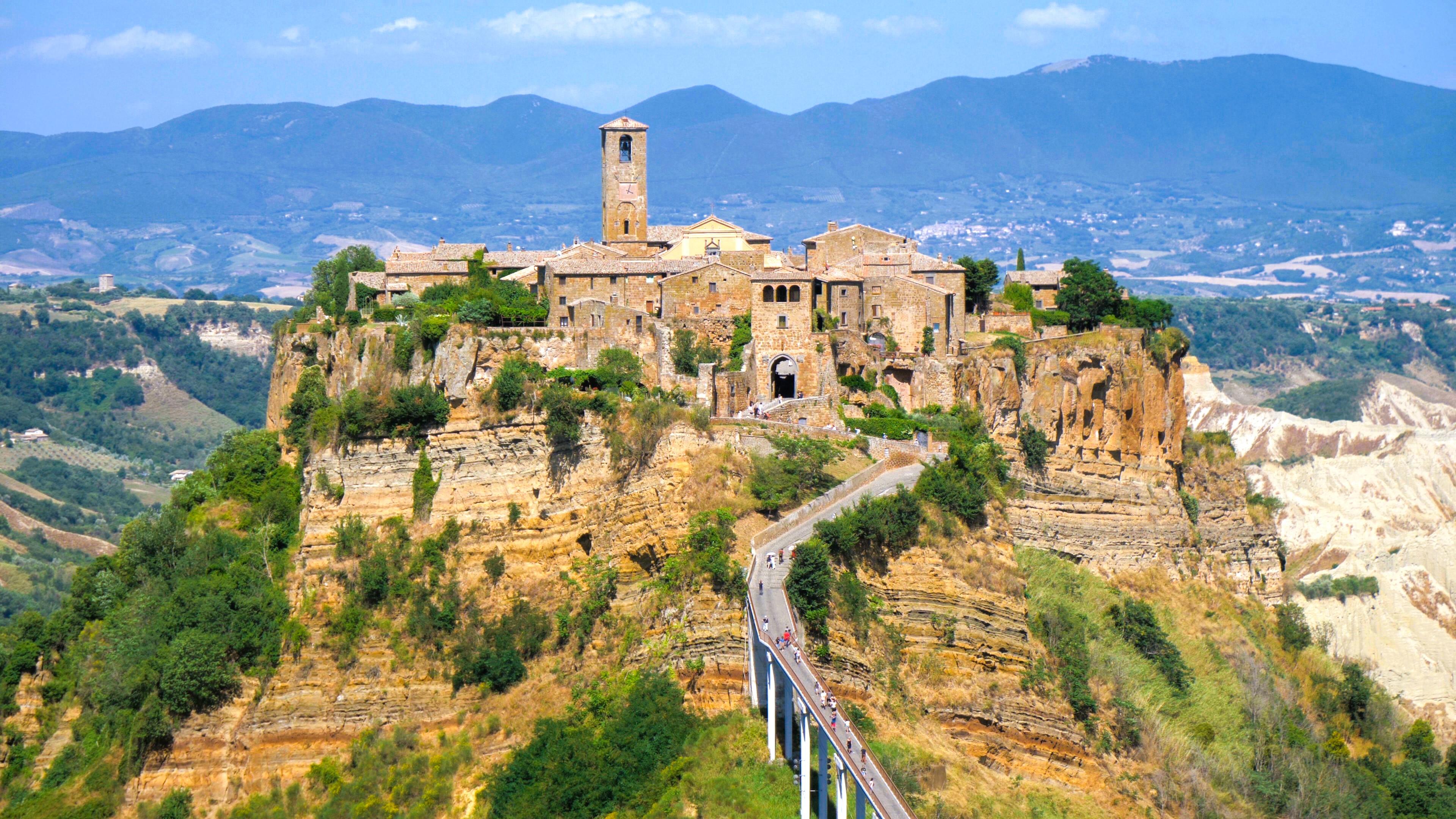 Bagnoregio & Orvieto Day Trip with Wines & Lunch